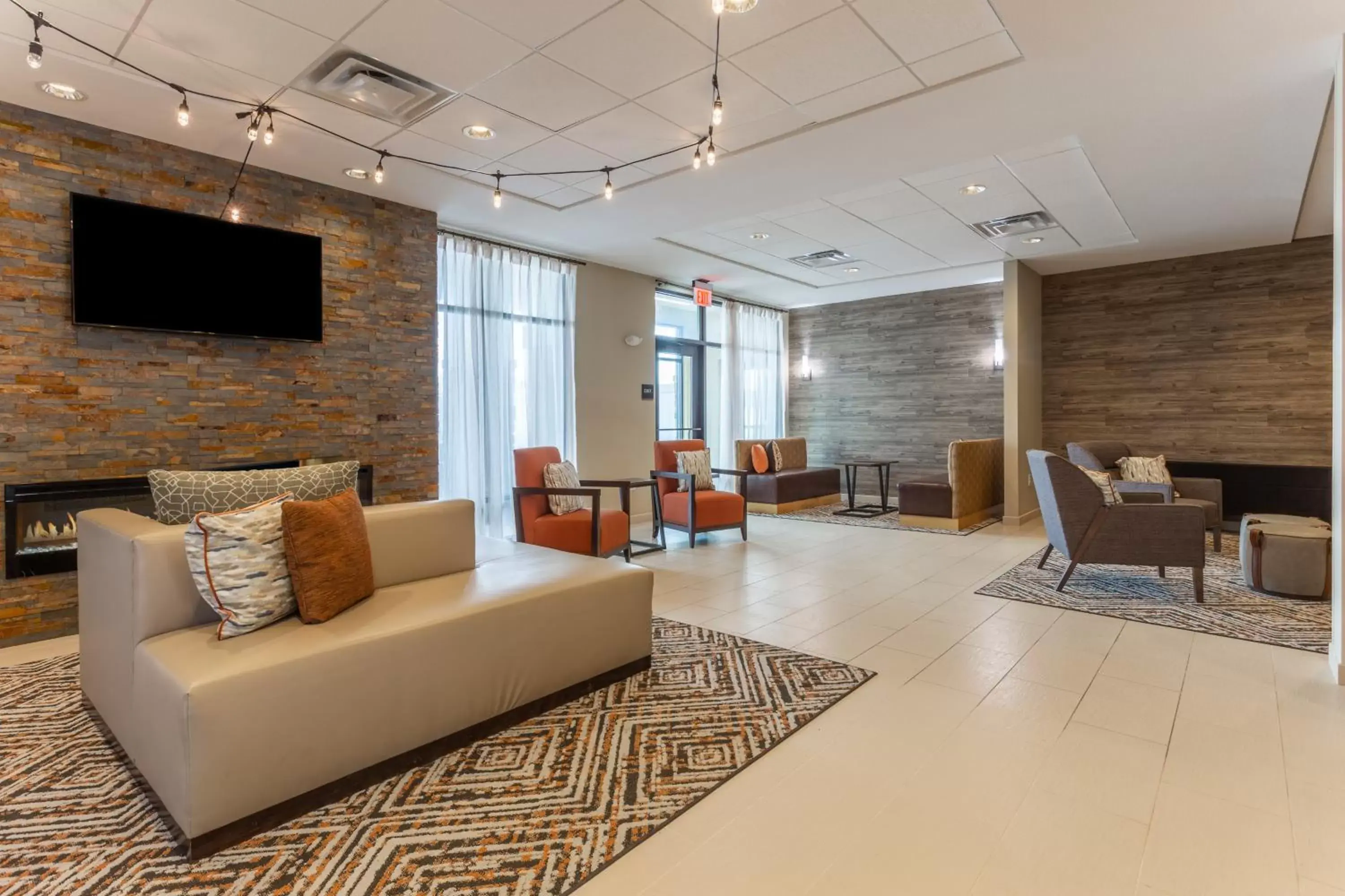 Seating area in Candlewood Suites Fargo South-Medical Center, an IHG Hotel