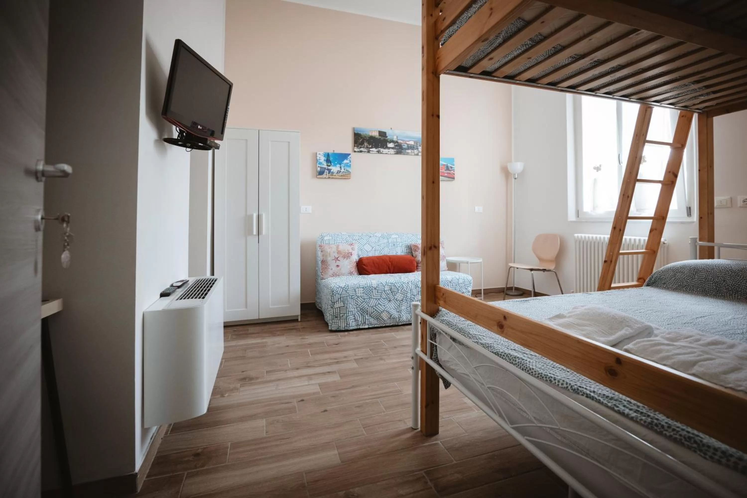 Bed in Villa Valentina Versilia