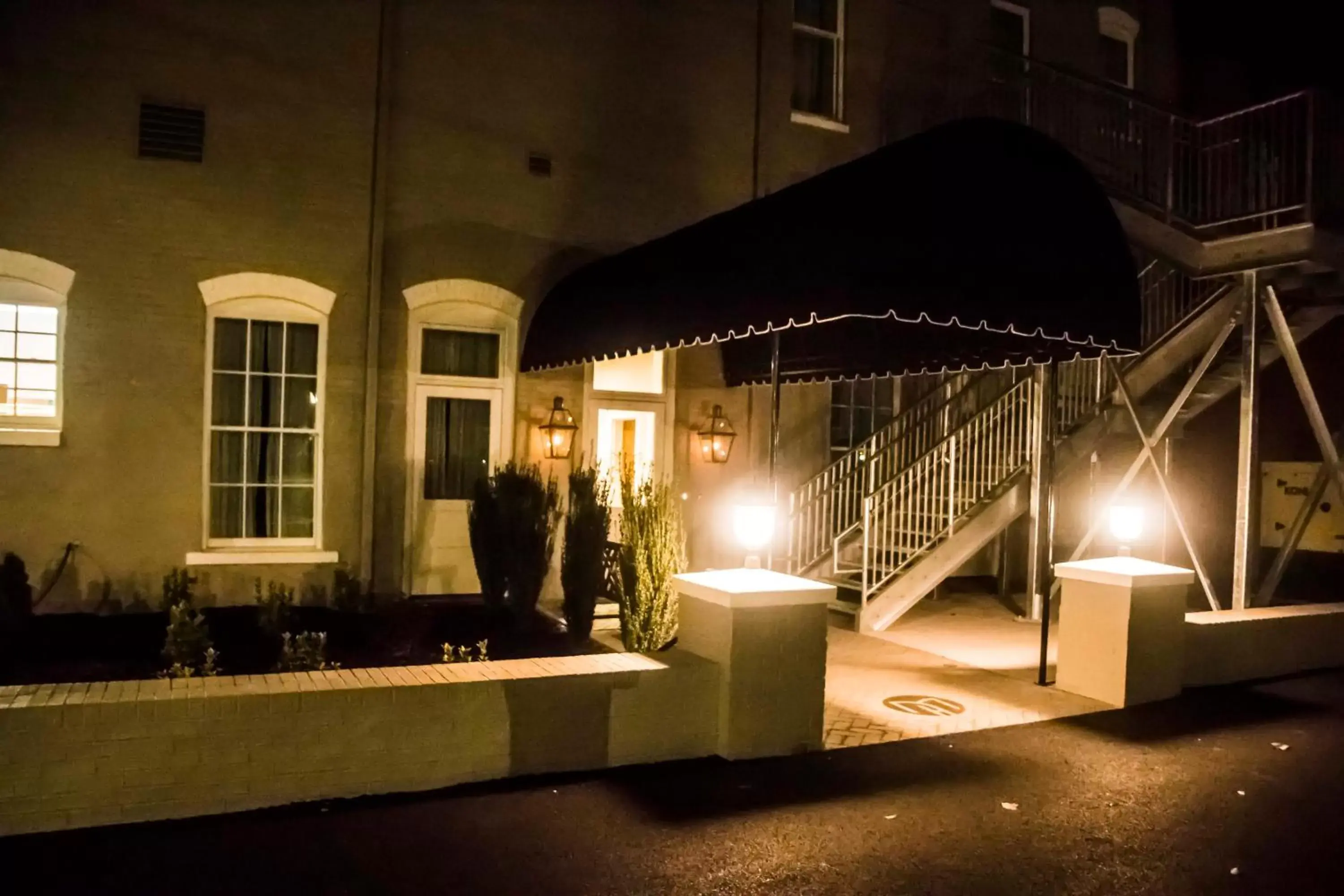 Facade/entrance in Meadows Hotel Facade/entrance in Meadows Hotel