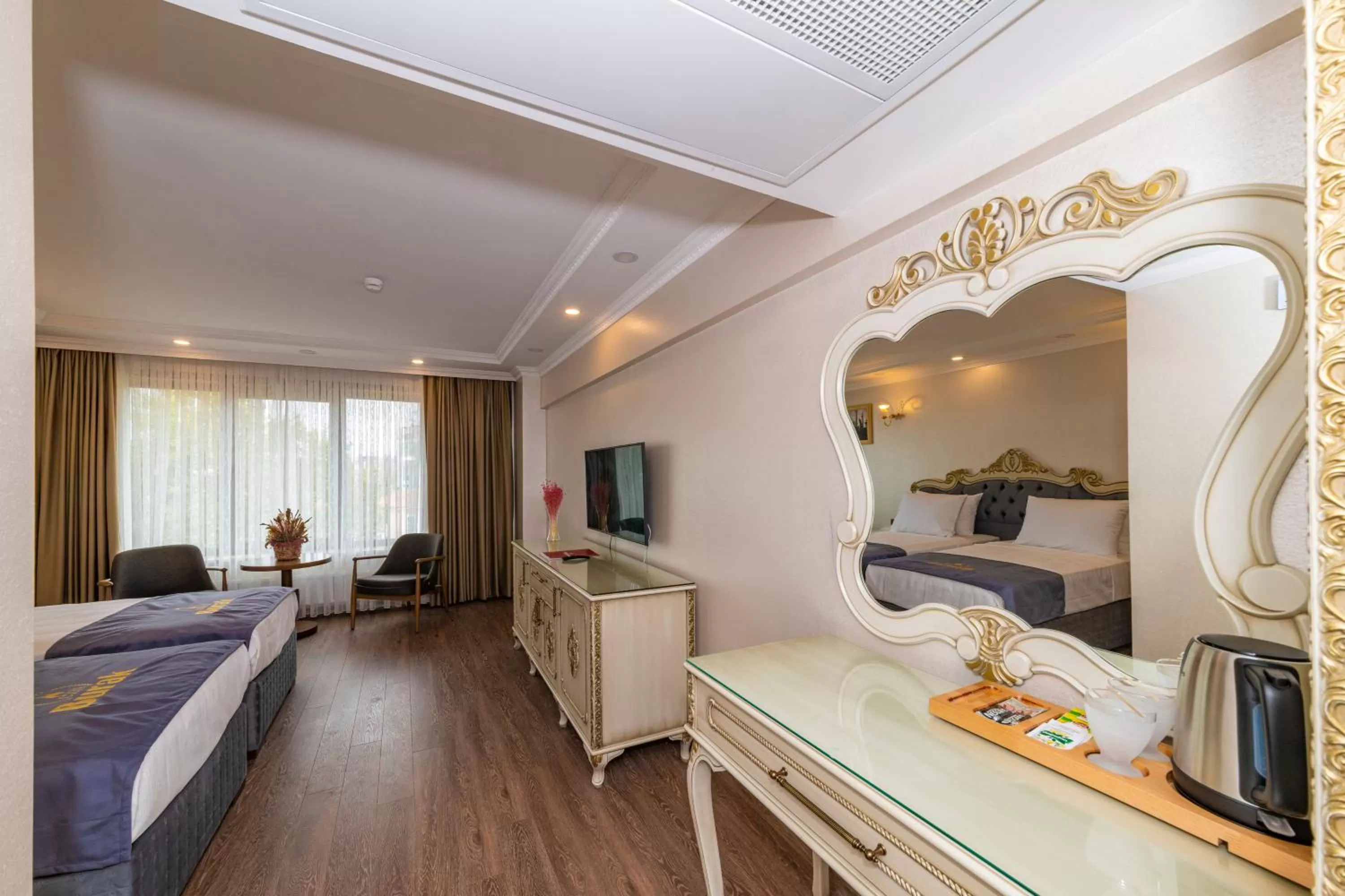 TV and multimedia, Bed in Almadina Hotel Istanbul