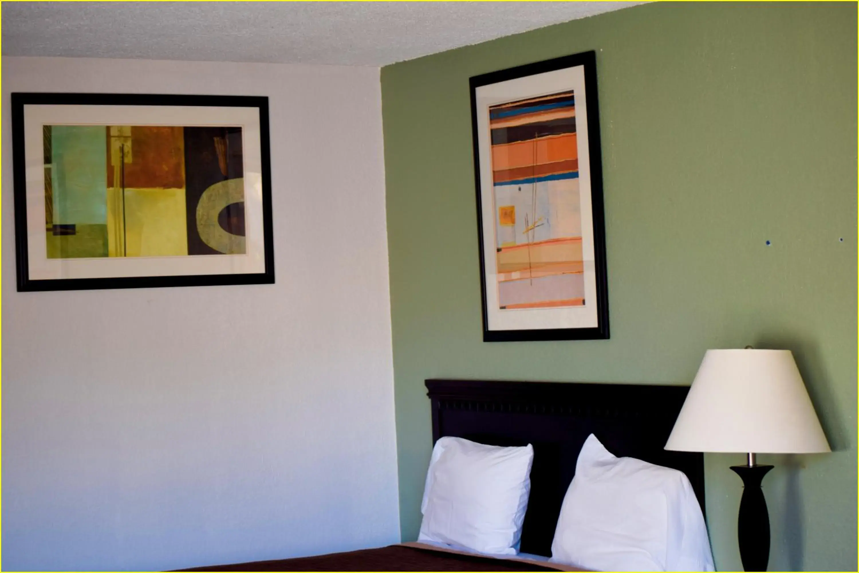 Bedroom, Bed in Stay Inn - Bartow