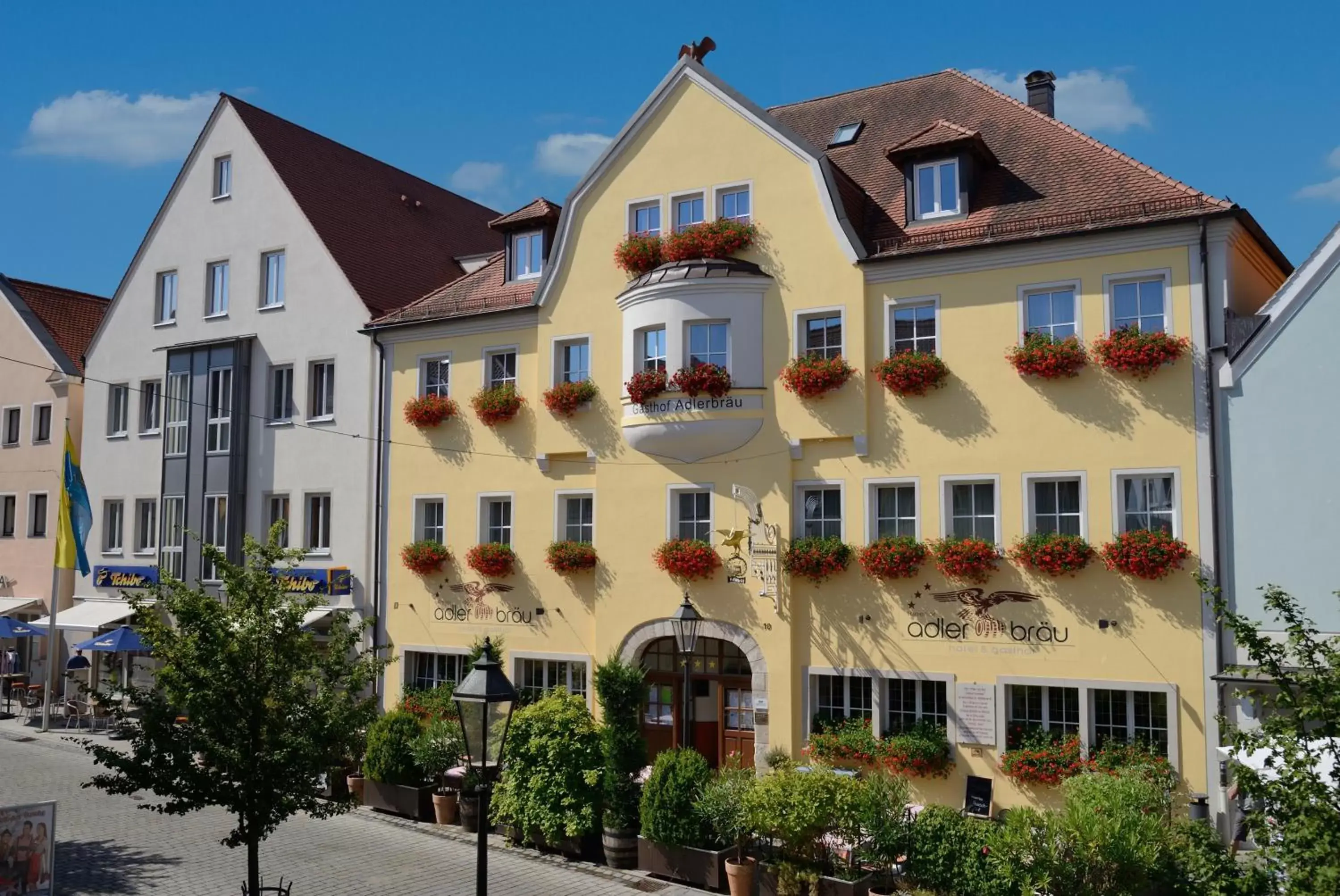 Facade/entrance, Property Building in Land-gut-Hotel Hotel Adlerbräu