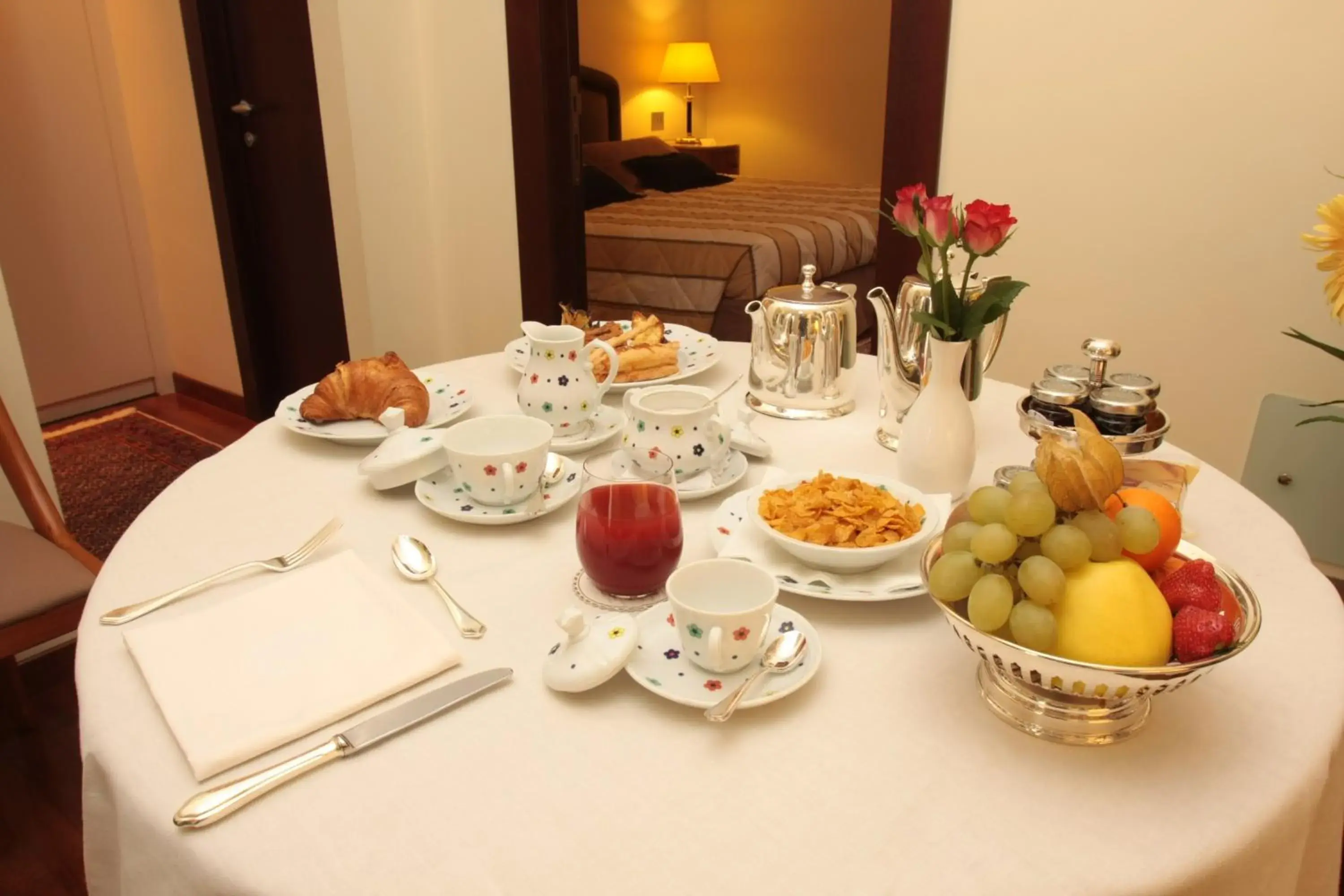 Dining area in Hotel Cala Del Porto