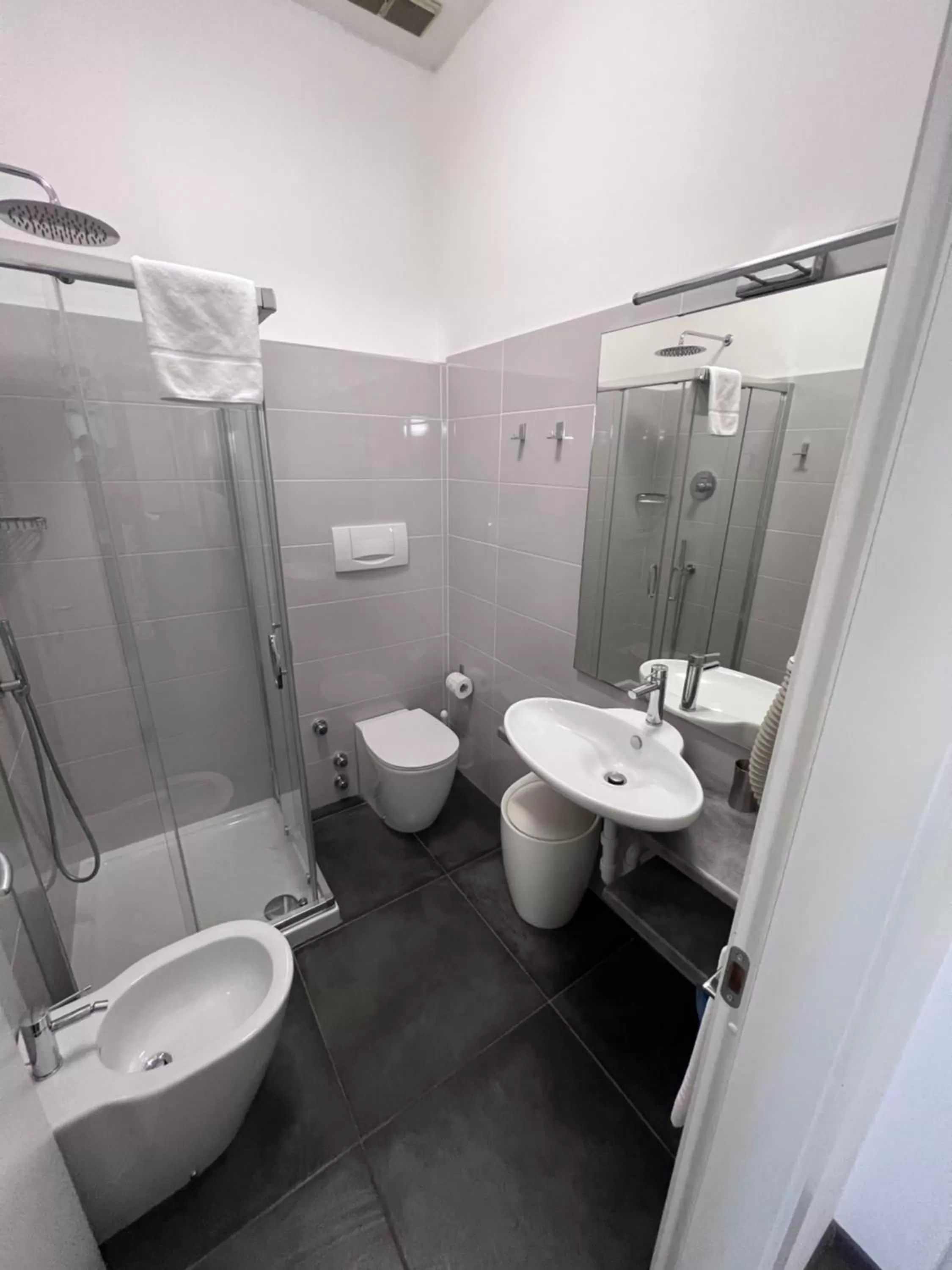 Shower in Residence Star