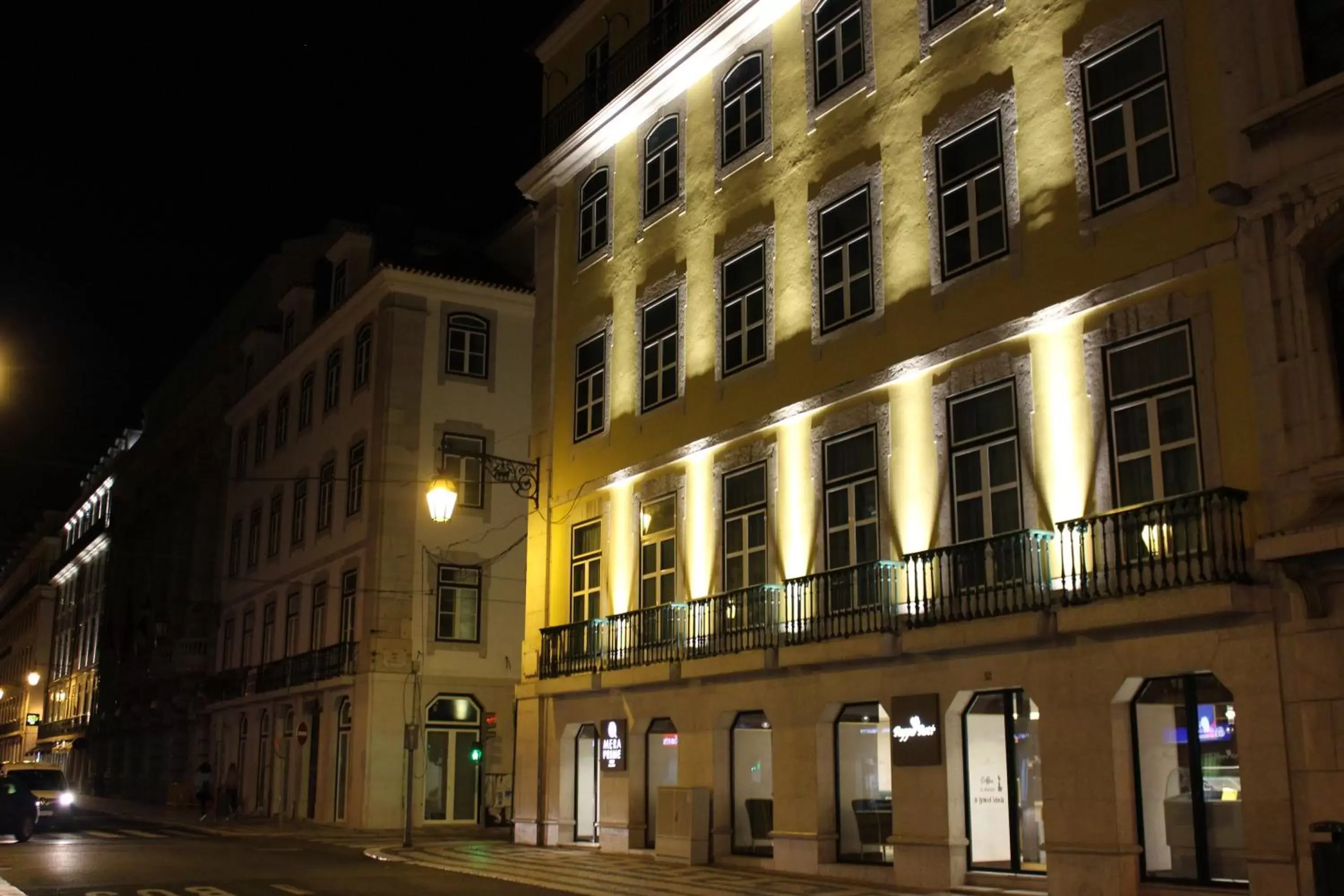 Street view, Property Building in Hotel MeraPrime Gold Lisboa