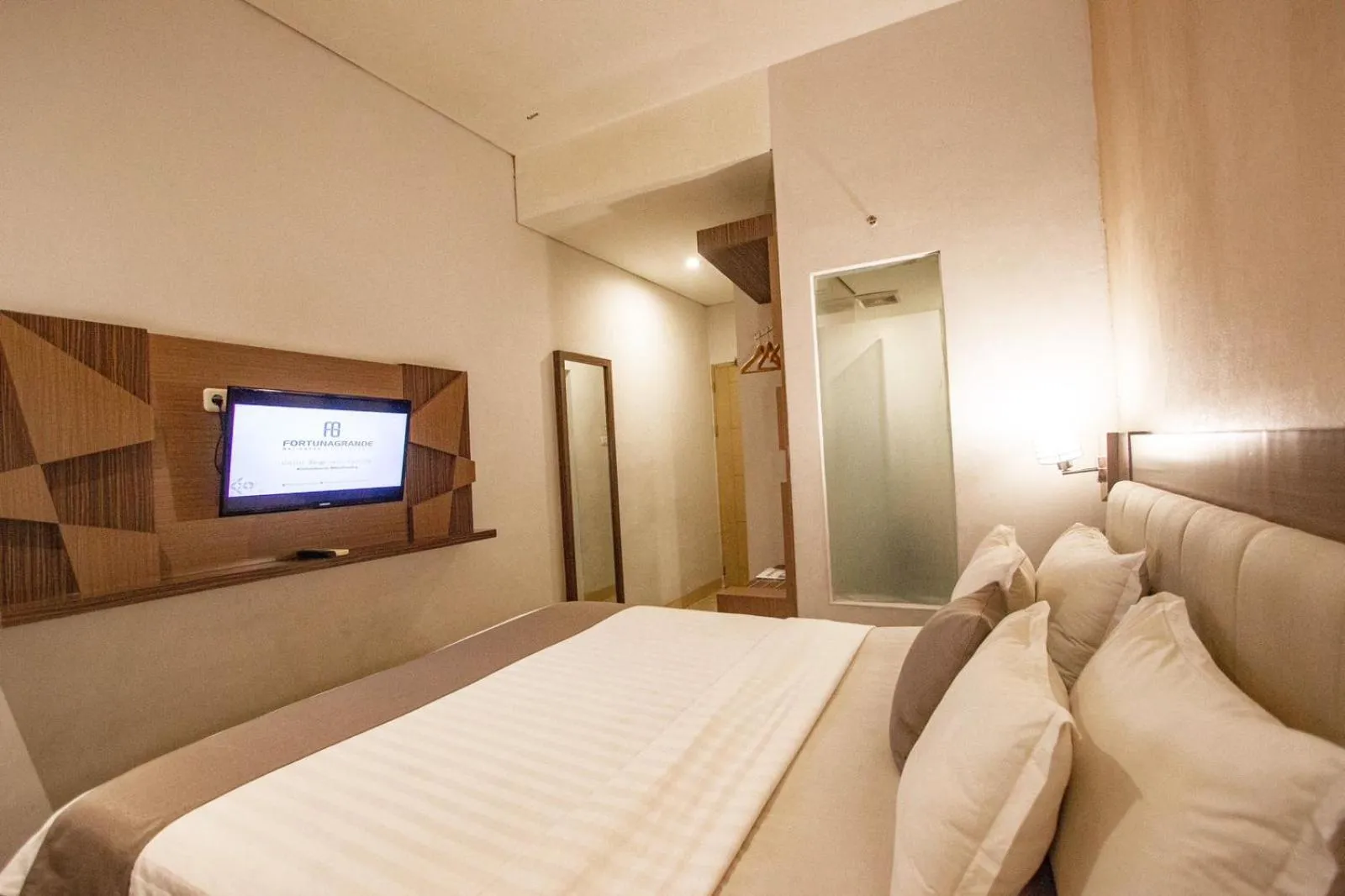 Bedroom, Bed in Hotel FortunaGrande Malioboro Yogyakarta