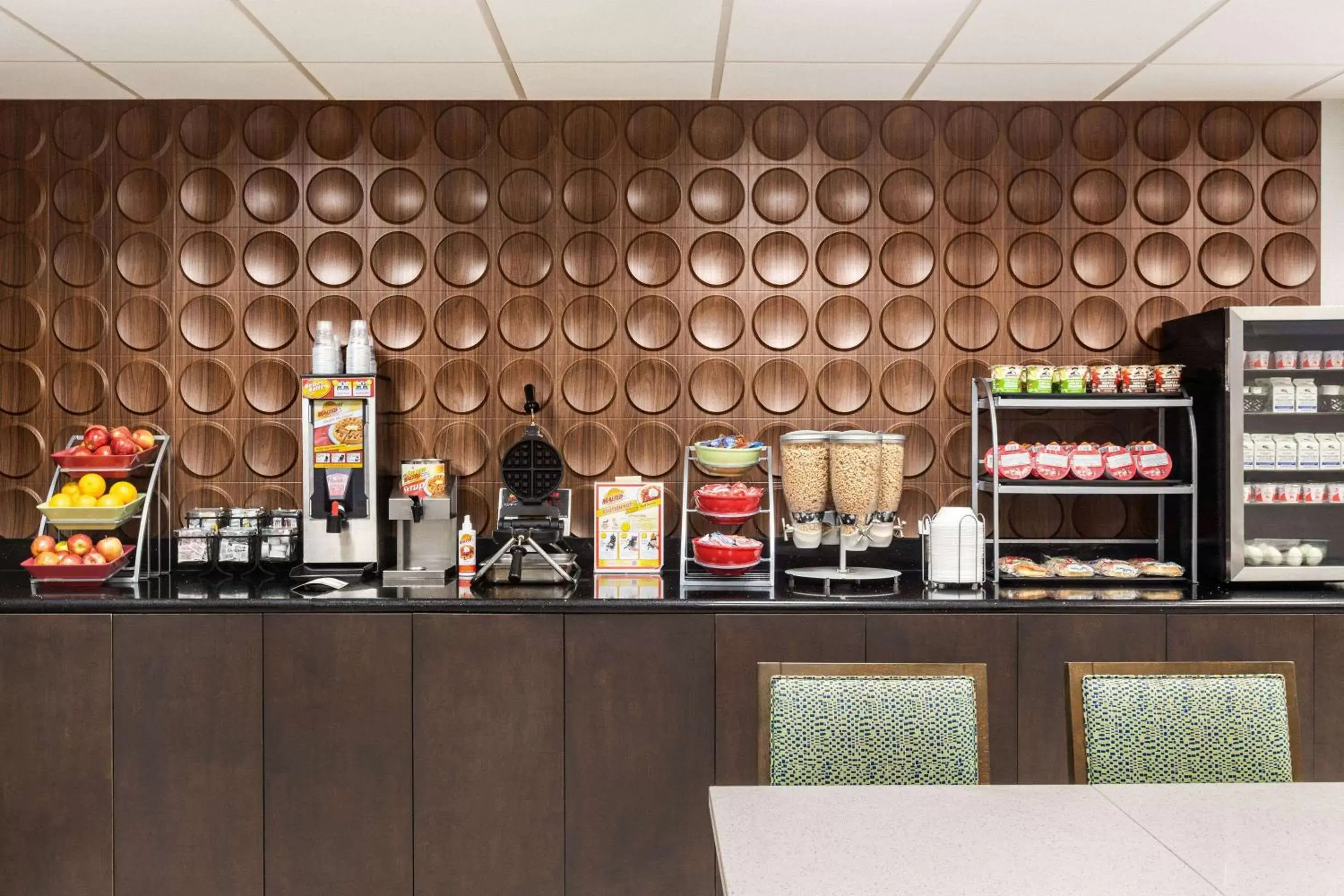 Breakfast in Wingate by Wyndham Port Wentworth Savannah Area Breakfast in Wingate by Wyndham Port Wentworth Savannah Area