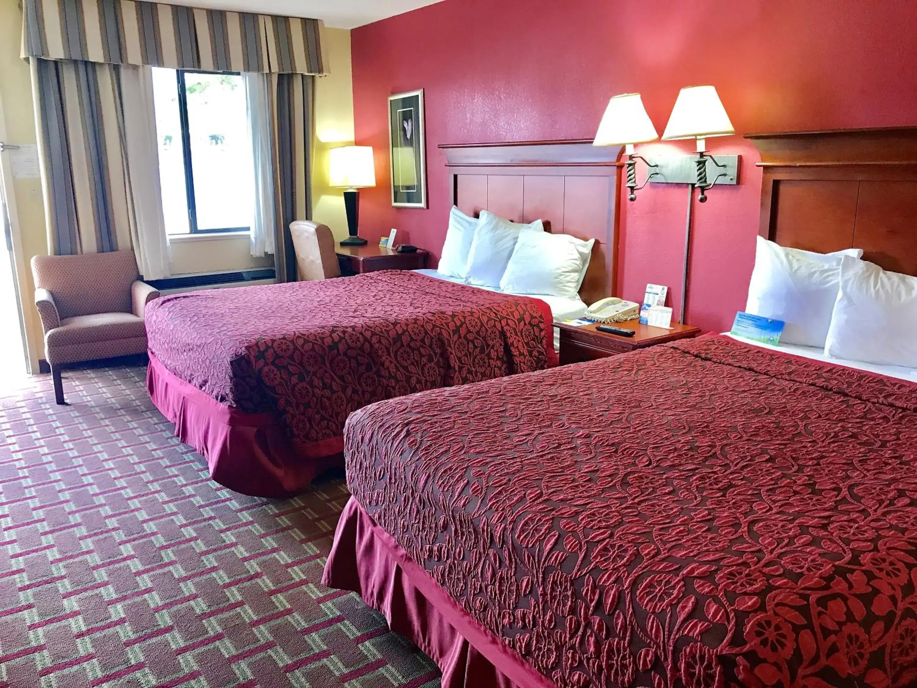 Photo of the whole room, Bed in Days Inn by Wyndham East Albuquerque