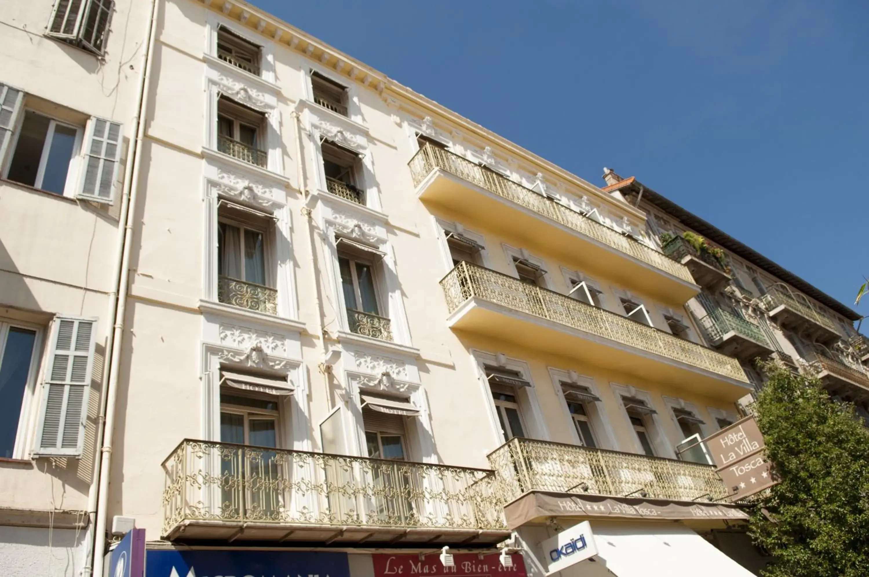 Facade/entrance, Property Building in Hôtel La Villa Tosca