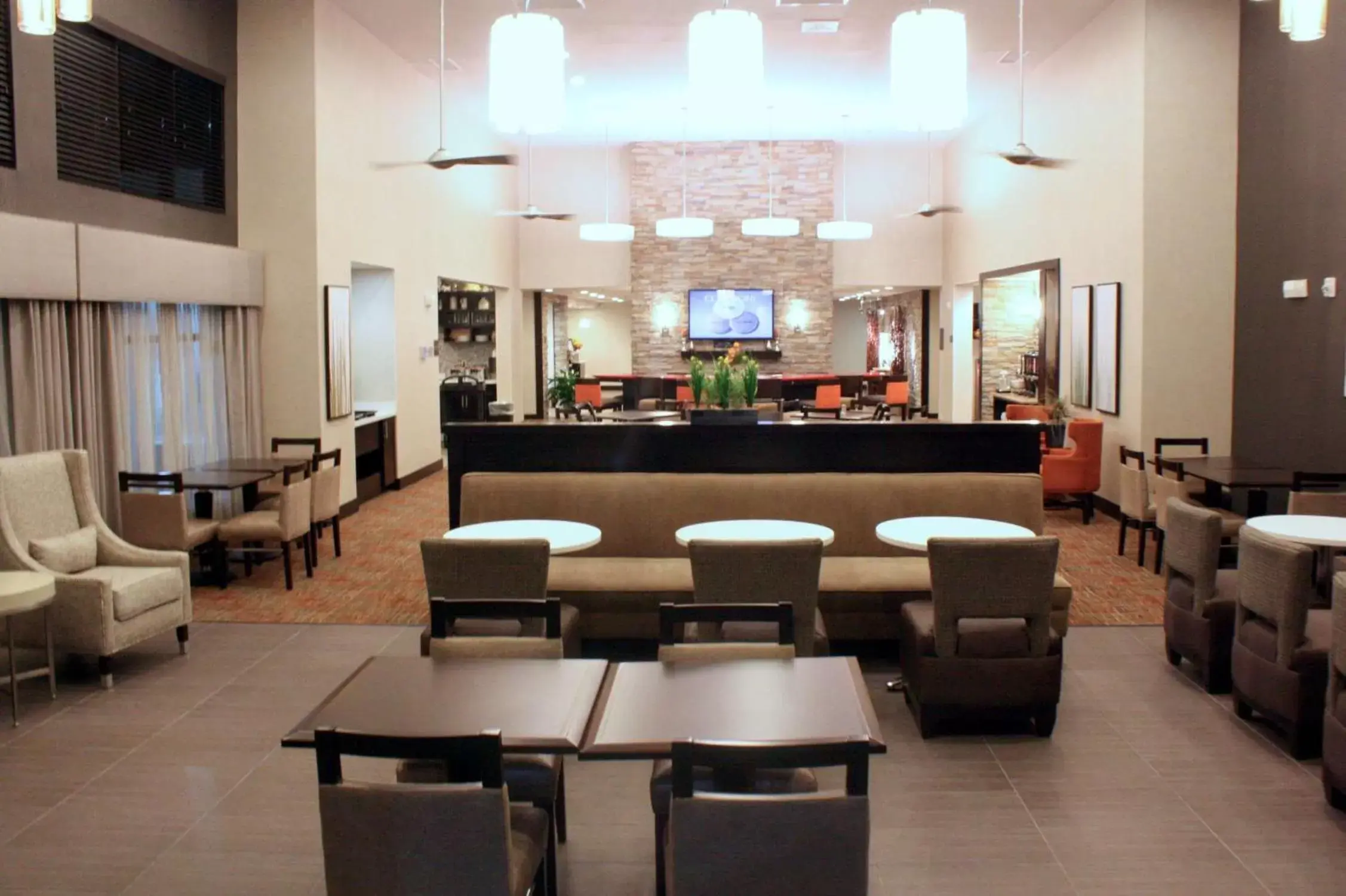 Lobby or reception, Lounge/Bar in Homewood Suites By Hilton Dubois, Pa