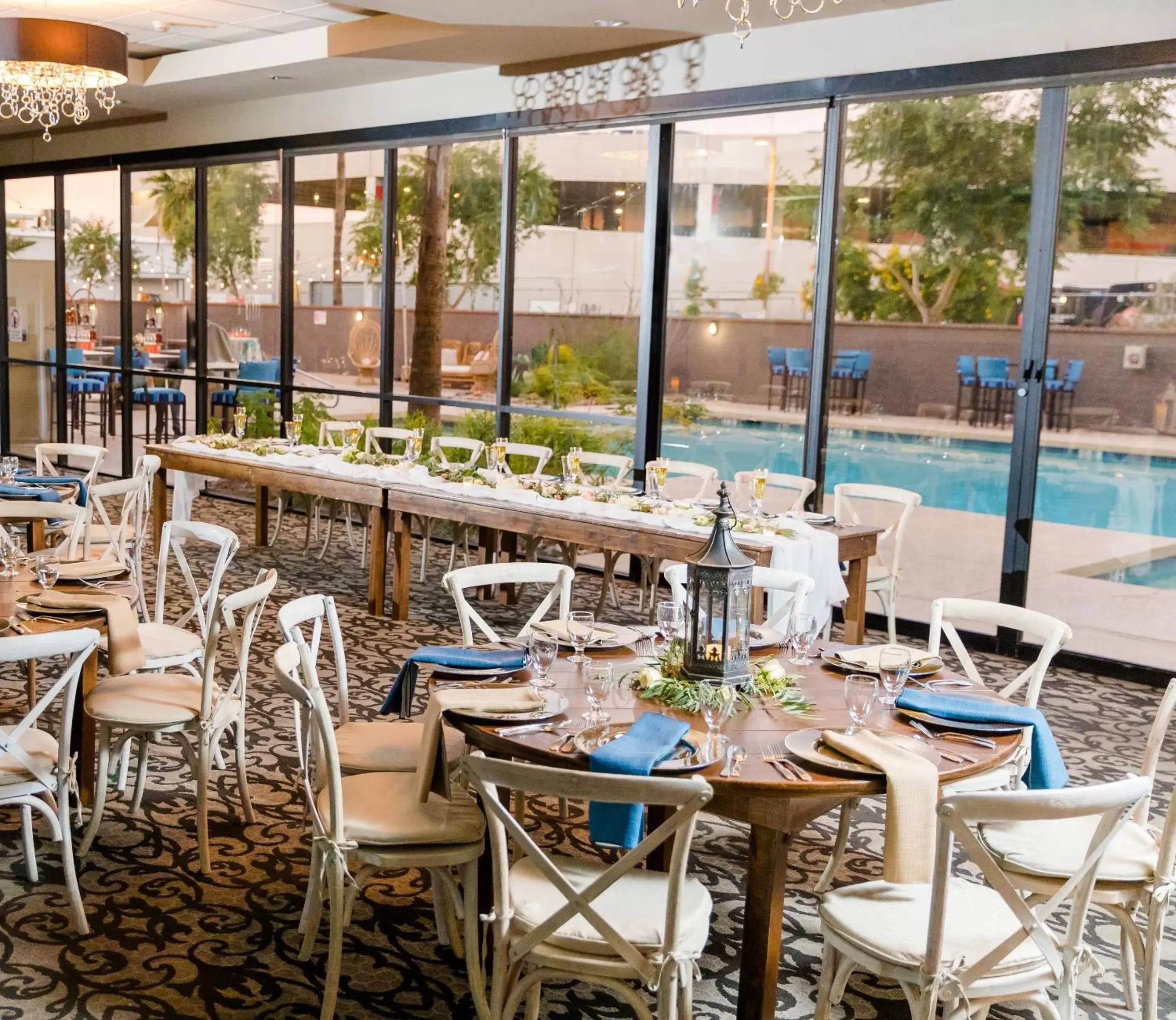 Restaurant/Places to Eat in Crowne Plaza Phoenix Airport - PHX, an IHG Hotel