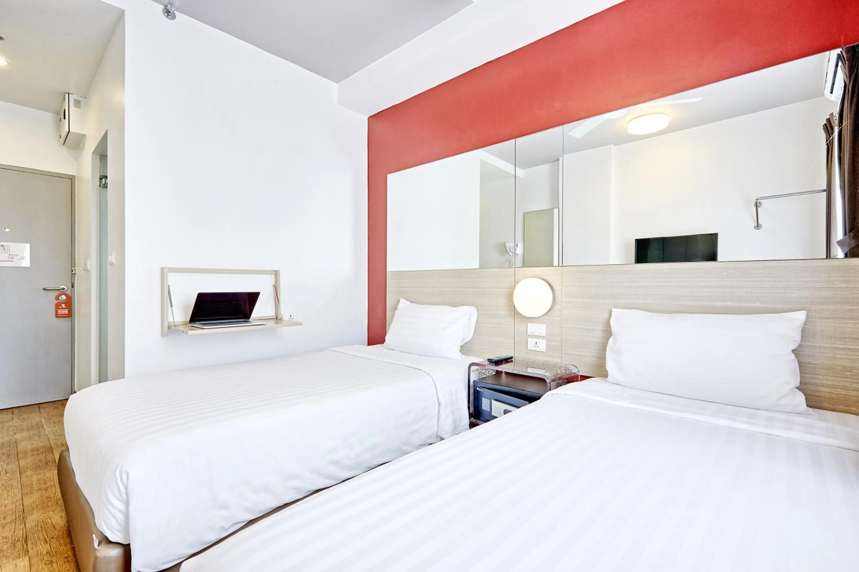 Bedroom, Bed in Red Planet Phuket Patong - SHA Extra Plus
