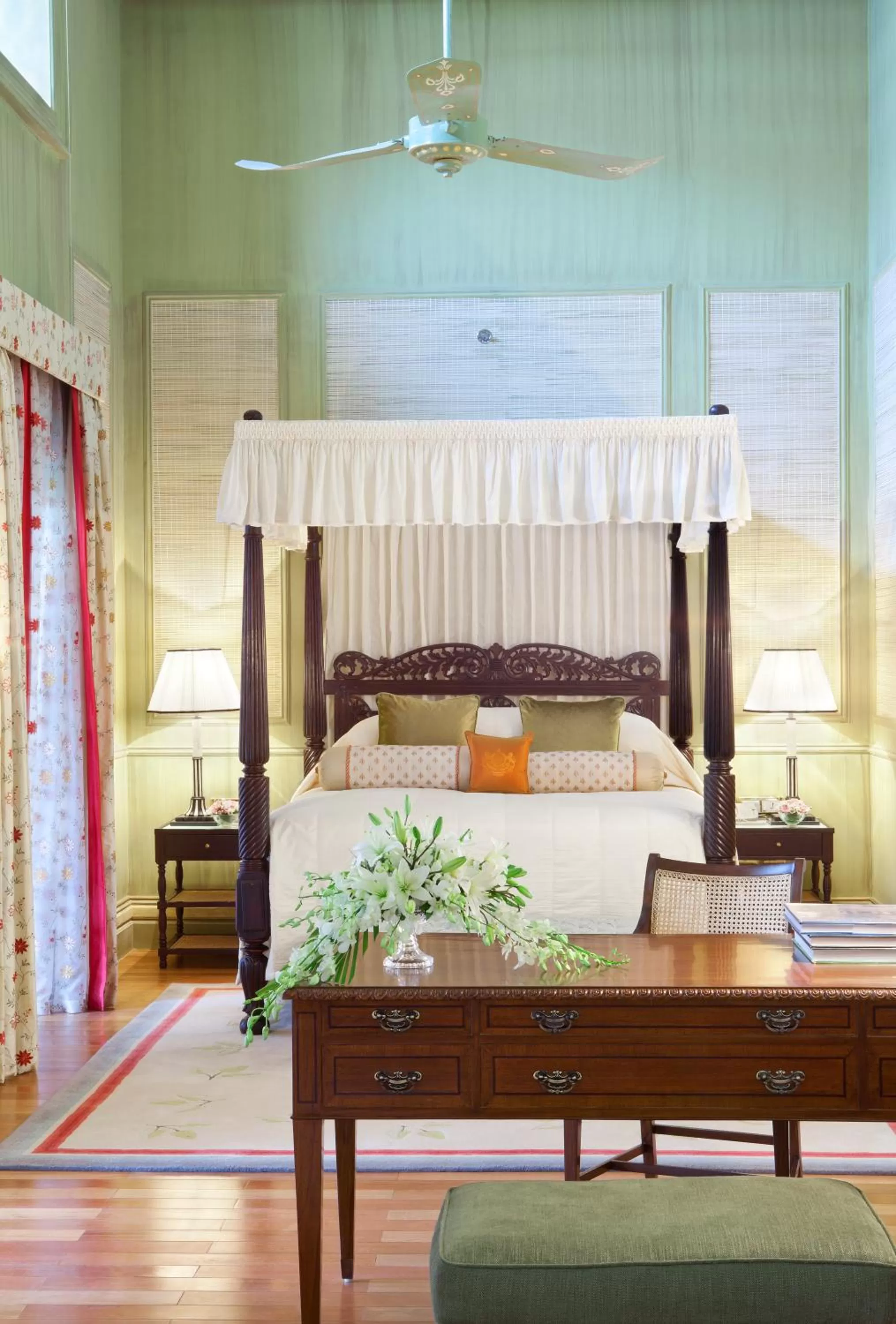 Bed in Taj Falaknuma Palace