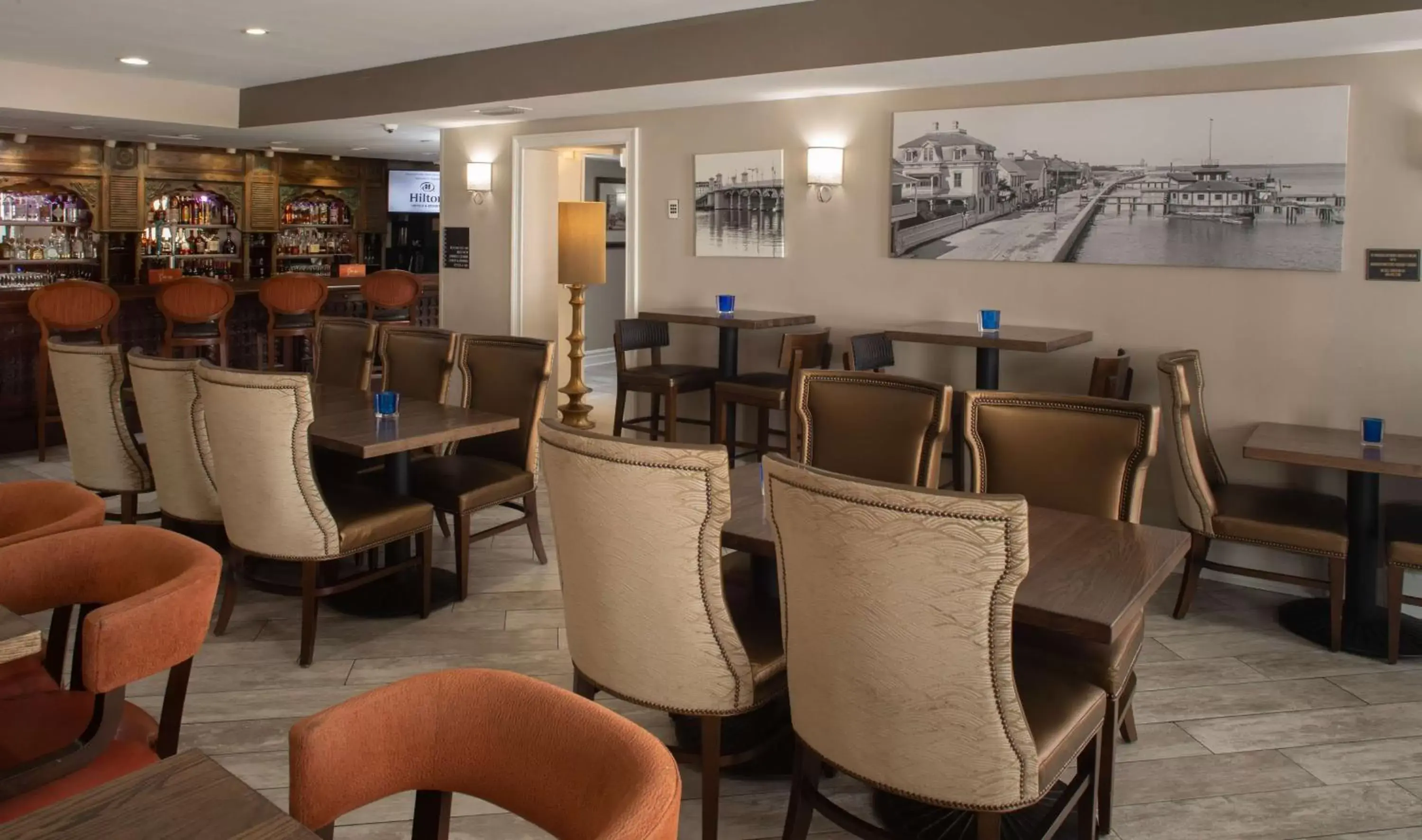 Restaurant/places to eat, Lounge/Bar in Hilton Saint Augustine Historic Bayfront