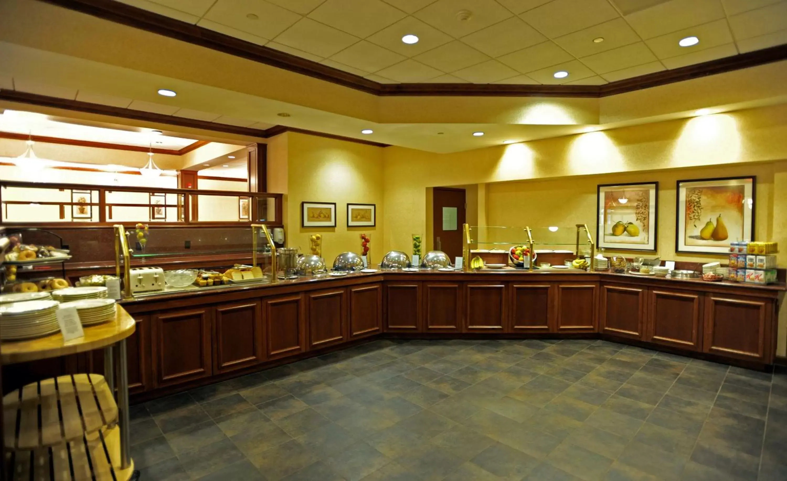 Dining area, Restaurant/Places to Eat in DoubleTree by Hilton Pittsburgh-Green Tree