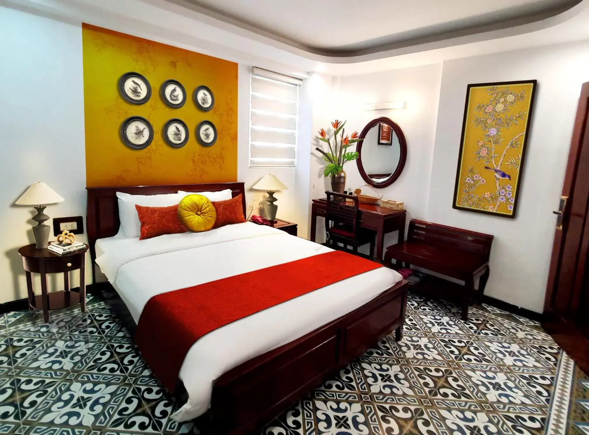 Bed in Hanoi Siva Luxury Hotel & Travel