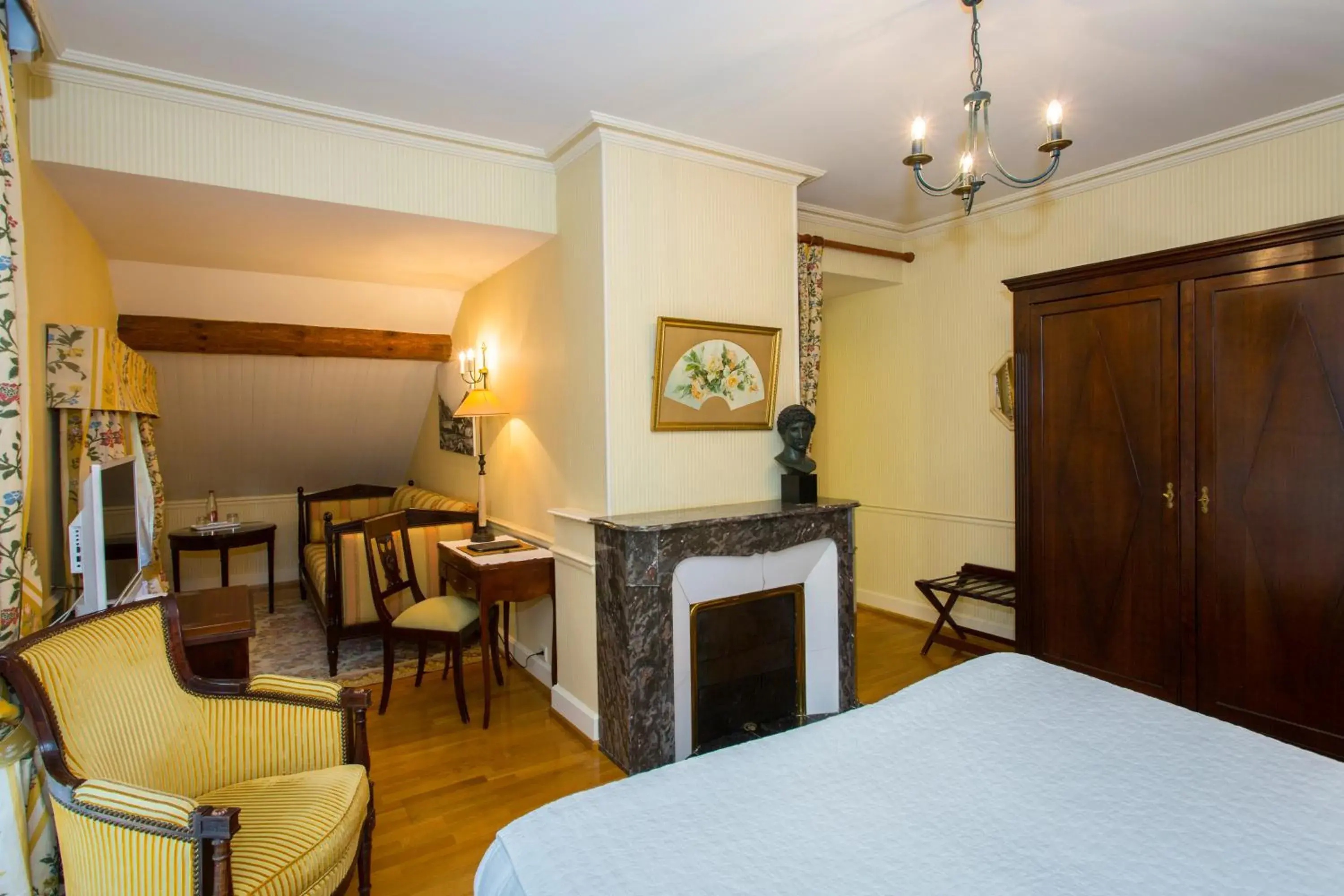 Bedroom in Le Manoir Au Lac