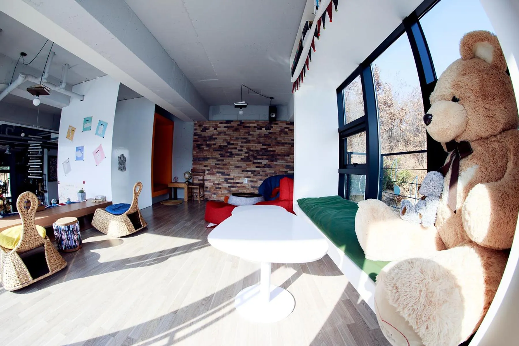 Library in Andong Poong-gyung HOSTEL n LIBRARY