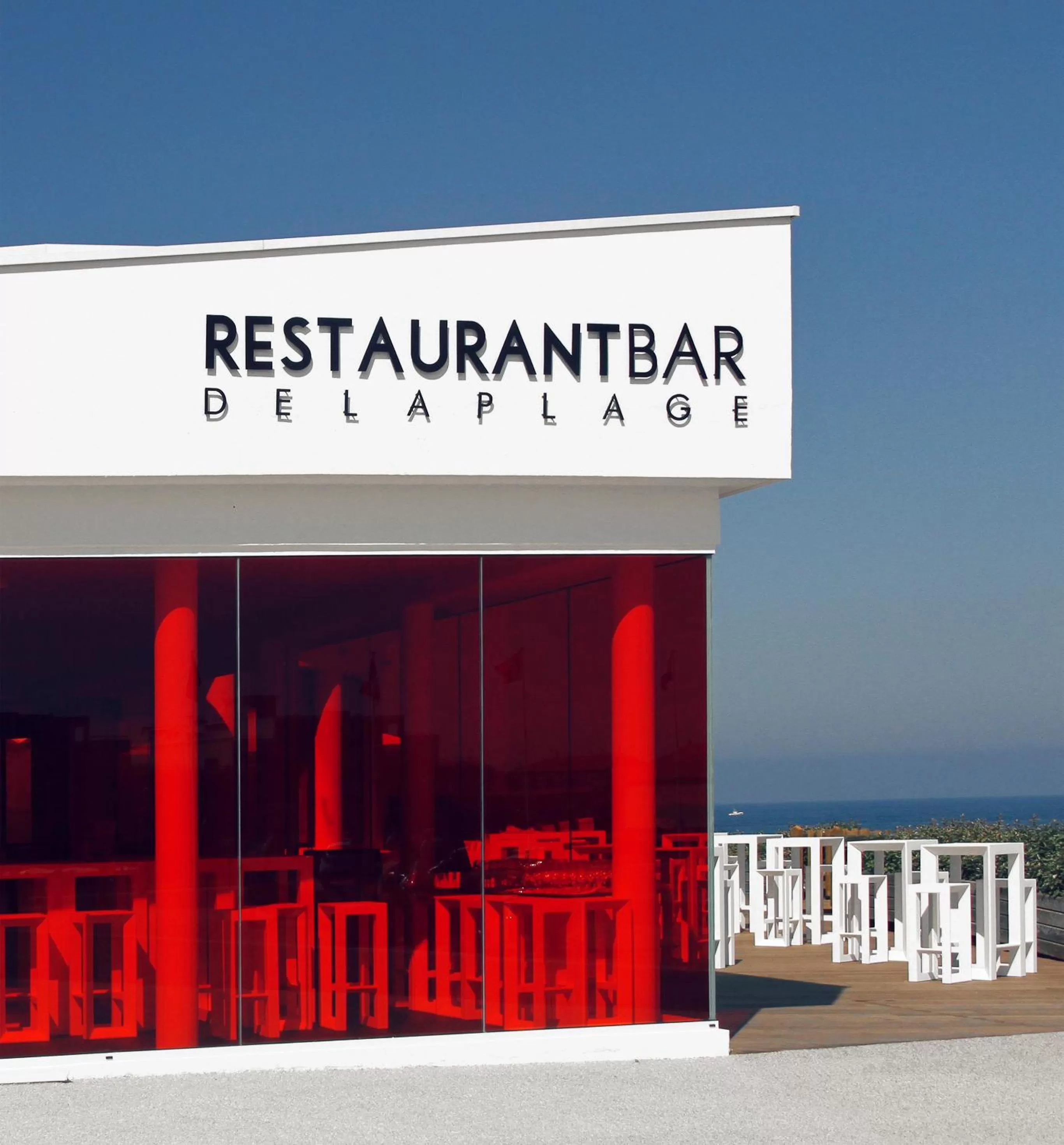 Restaurant/places to eat in Le Grand Hotel de la Plage