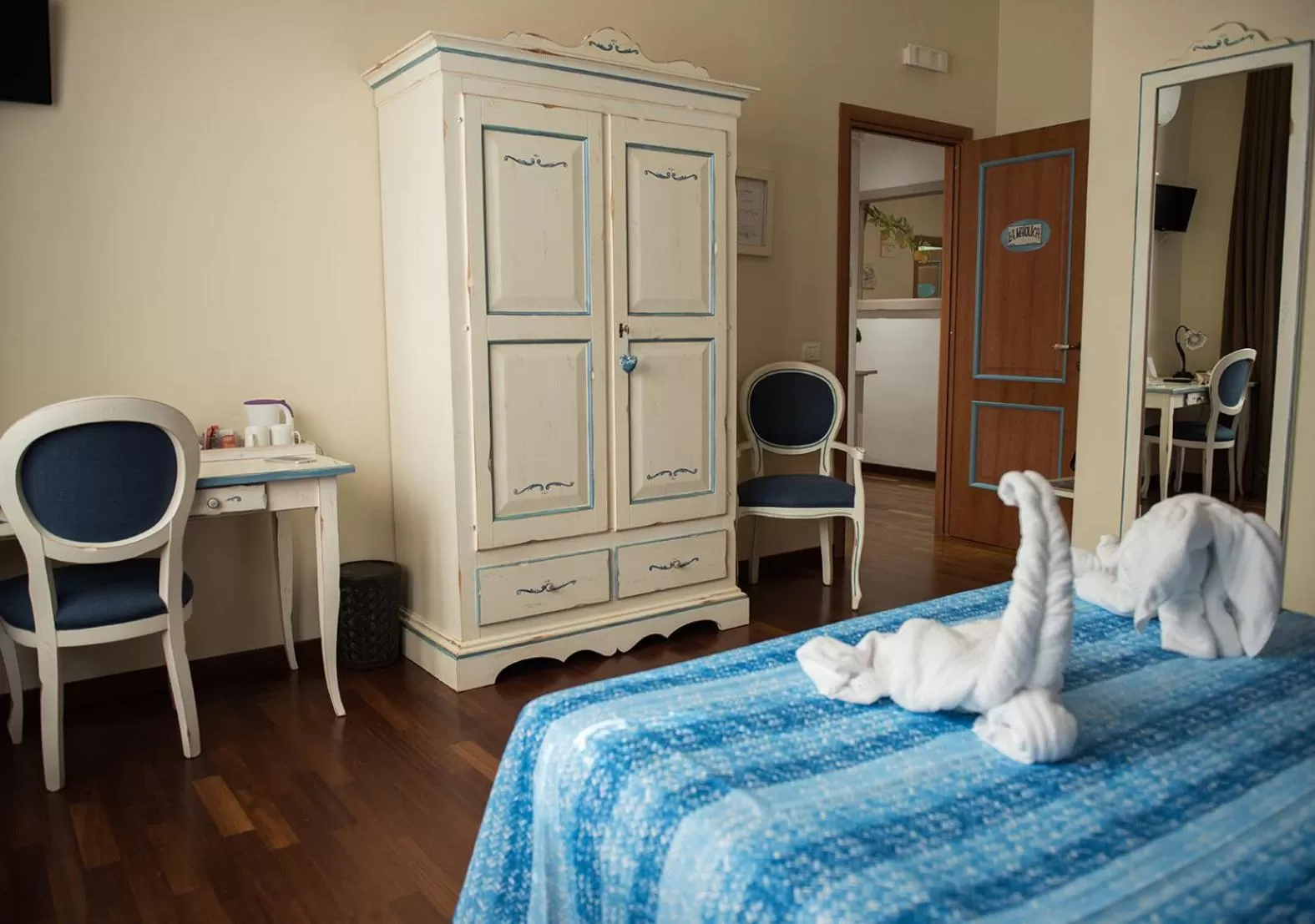 Photo of the whole room, Bed in Stupor Mundi Bed and Breakfast