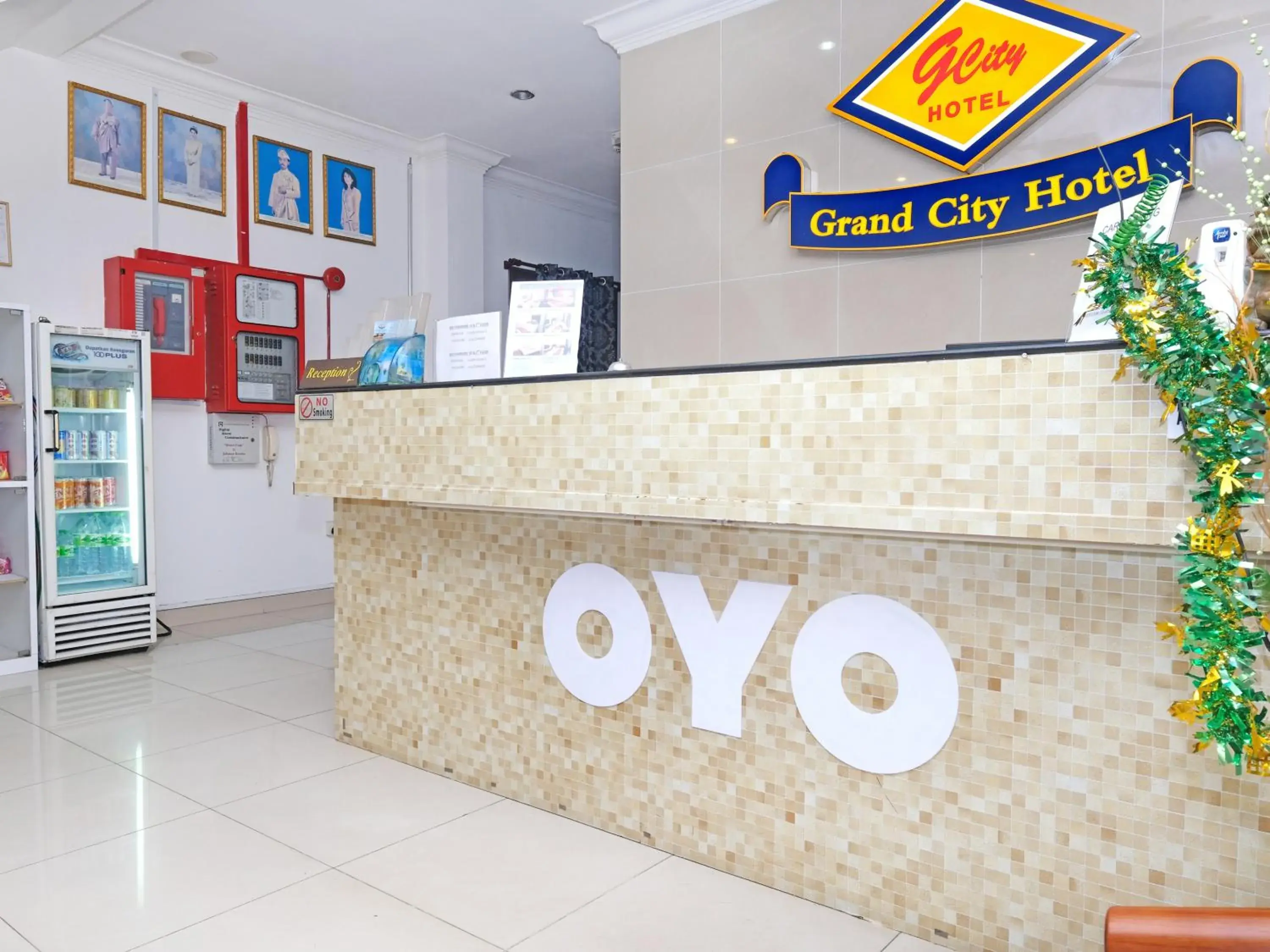 Lobby or reception, Property Logo/Sign in Super OYO 546 Grand City Hotel