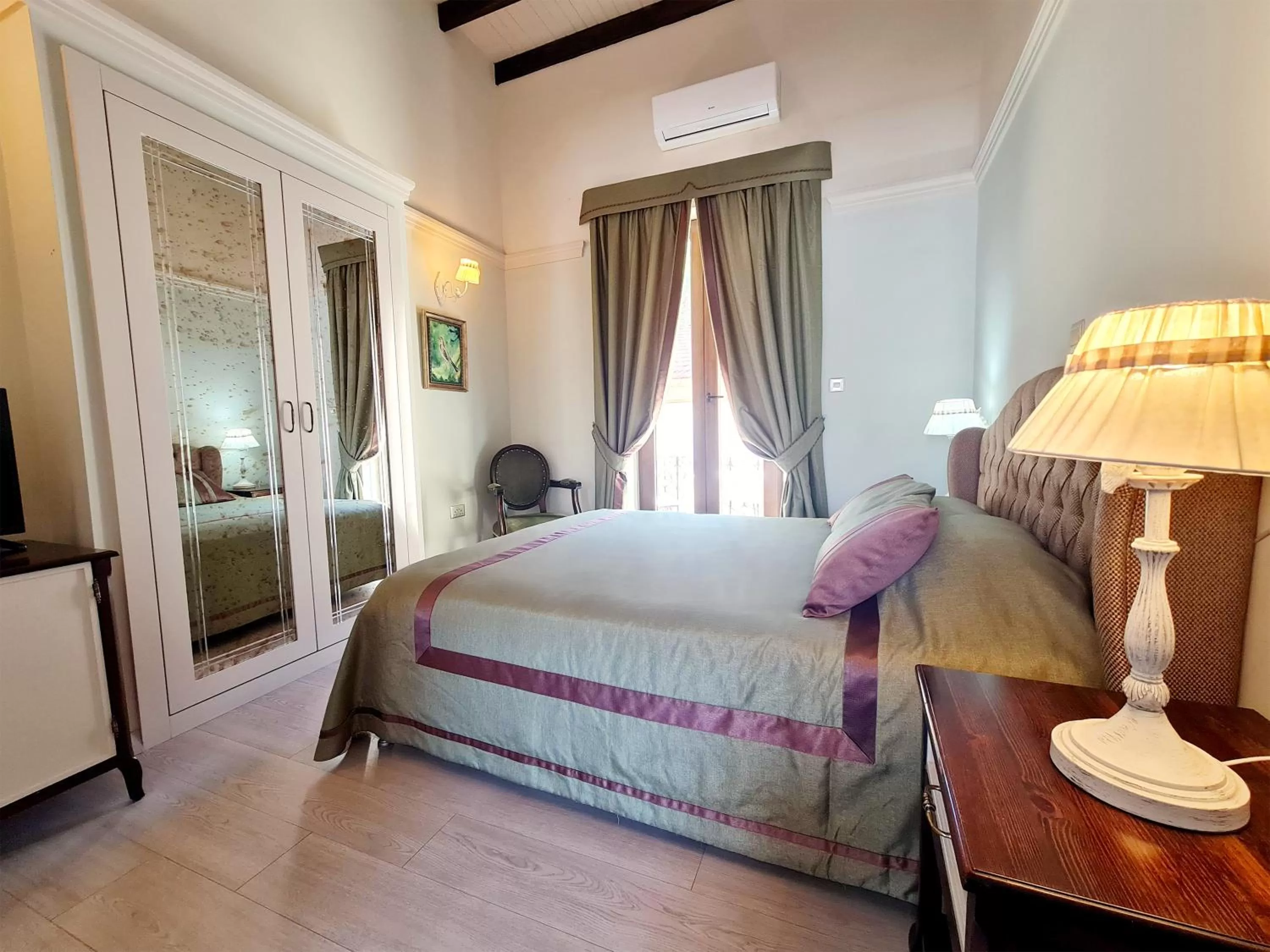 Bed in SOFIA BOUTIQUE HOTEL