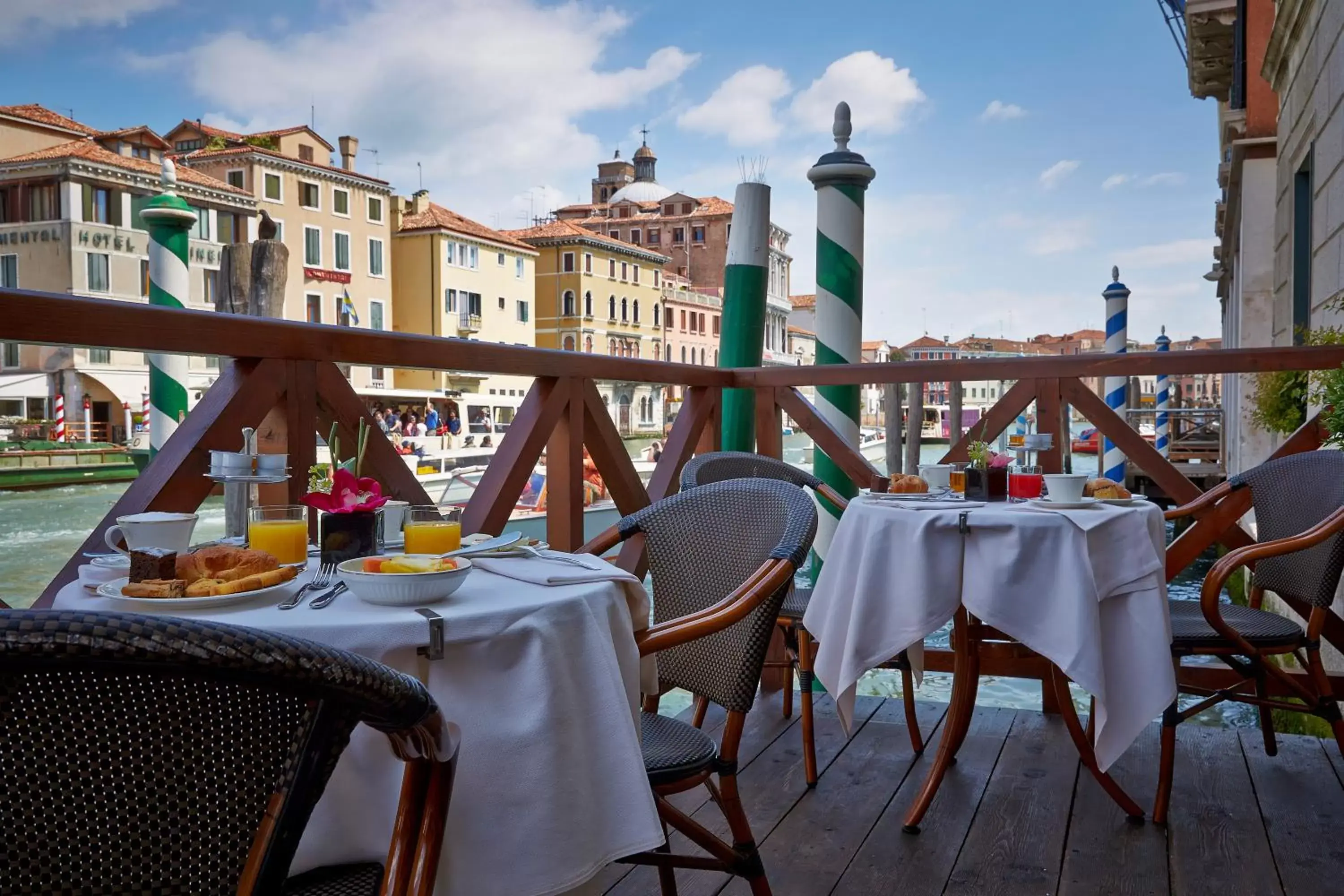 Breakfast, Restaurant/Places to Eat in Canal Grande