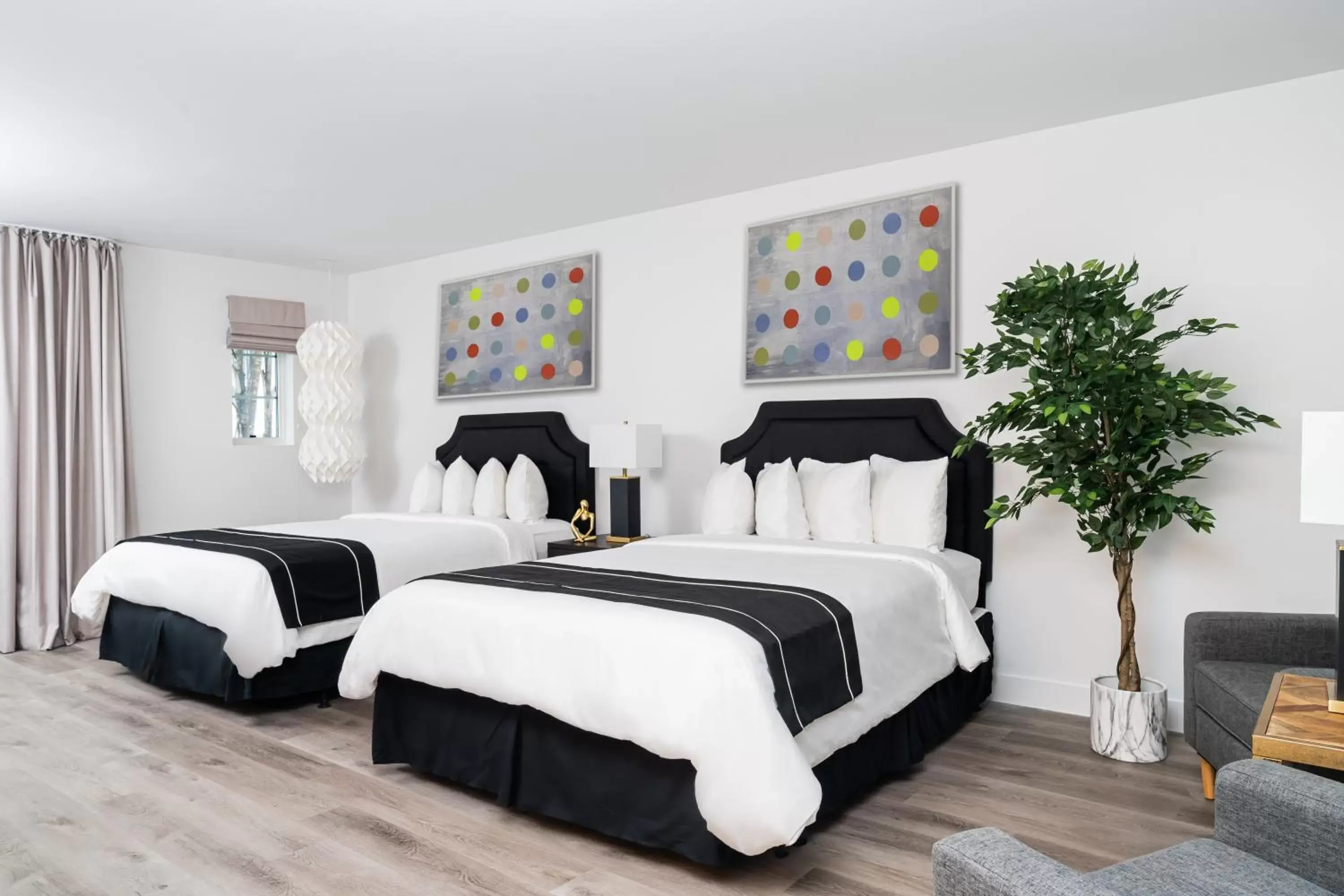 Bed in Essex House Hotel Bed in Essex House Hotel