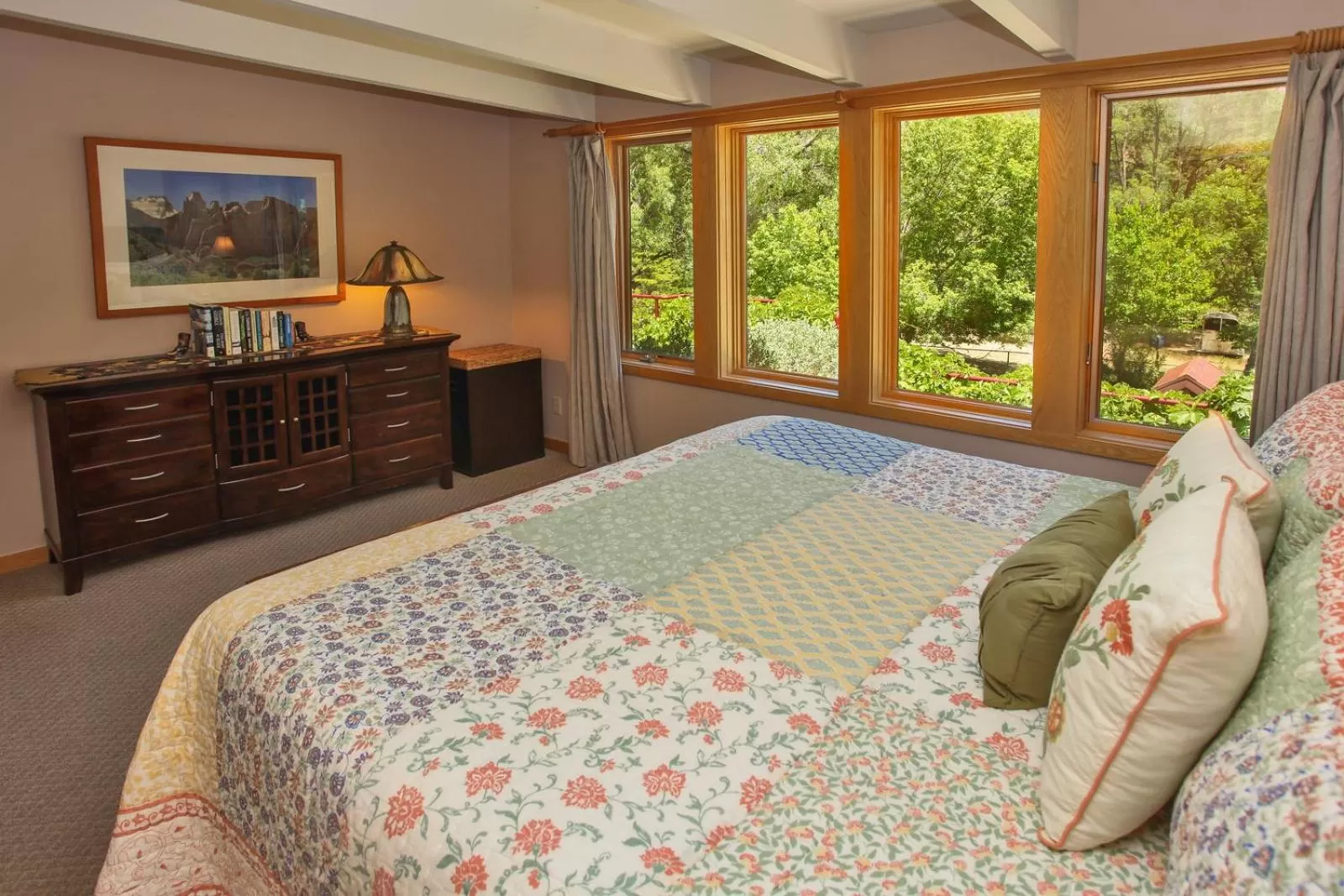 Flanigan`s Resort and Spa