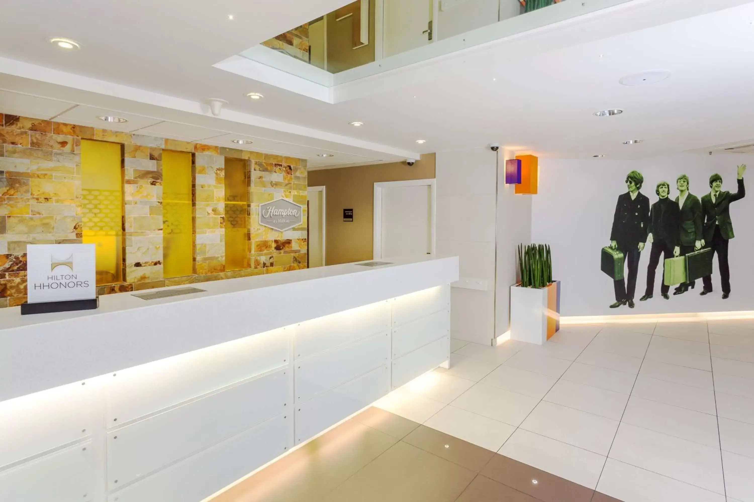 Lobby or reception, Lobby/Reception in Hampton by Hilton Liverpool John Lennon Airport