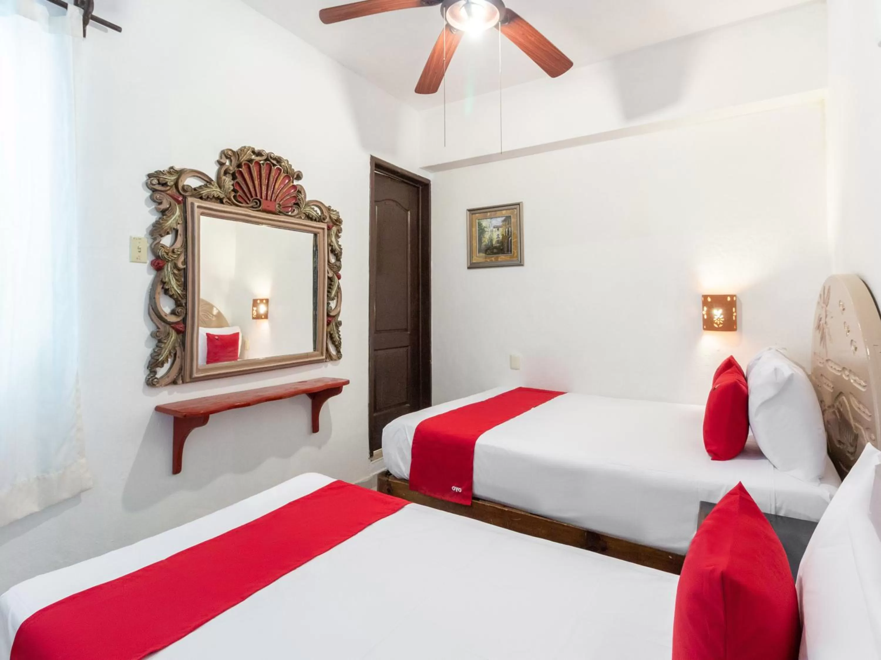 Photo of the whole room, Bed in Hotel Rath