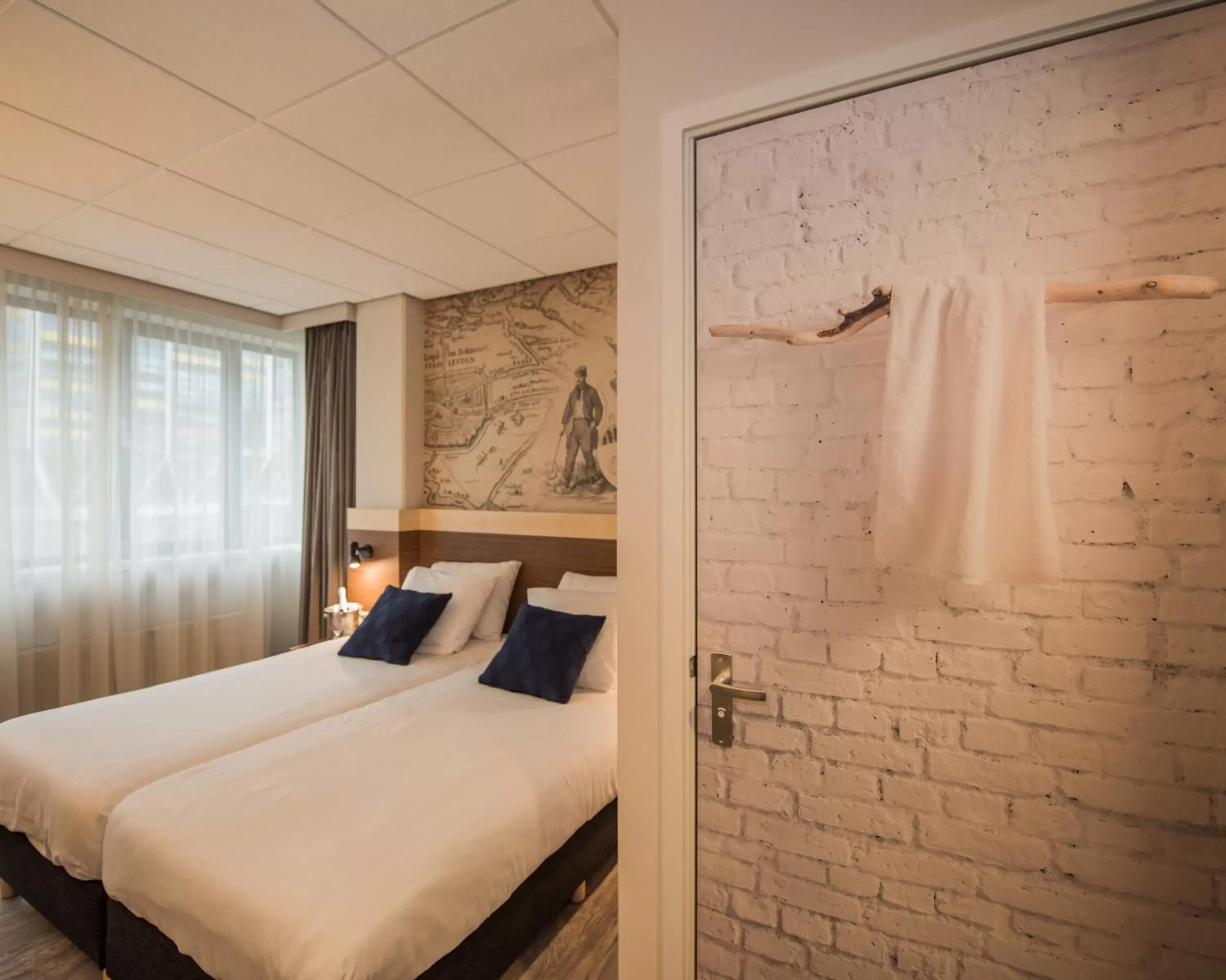 Other, Bed in Tulip Inn Leiden Centre