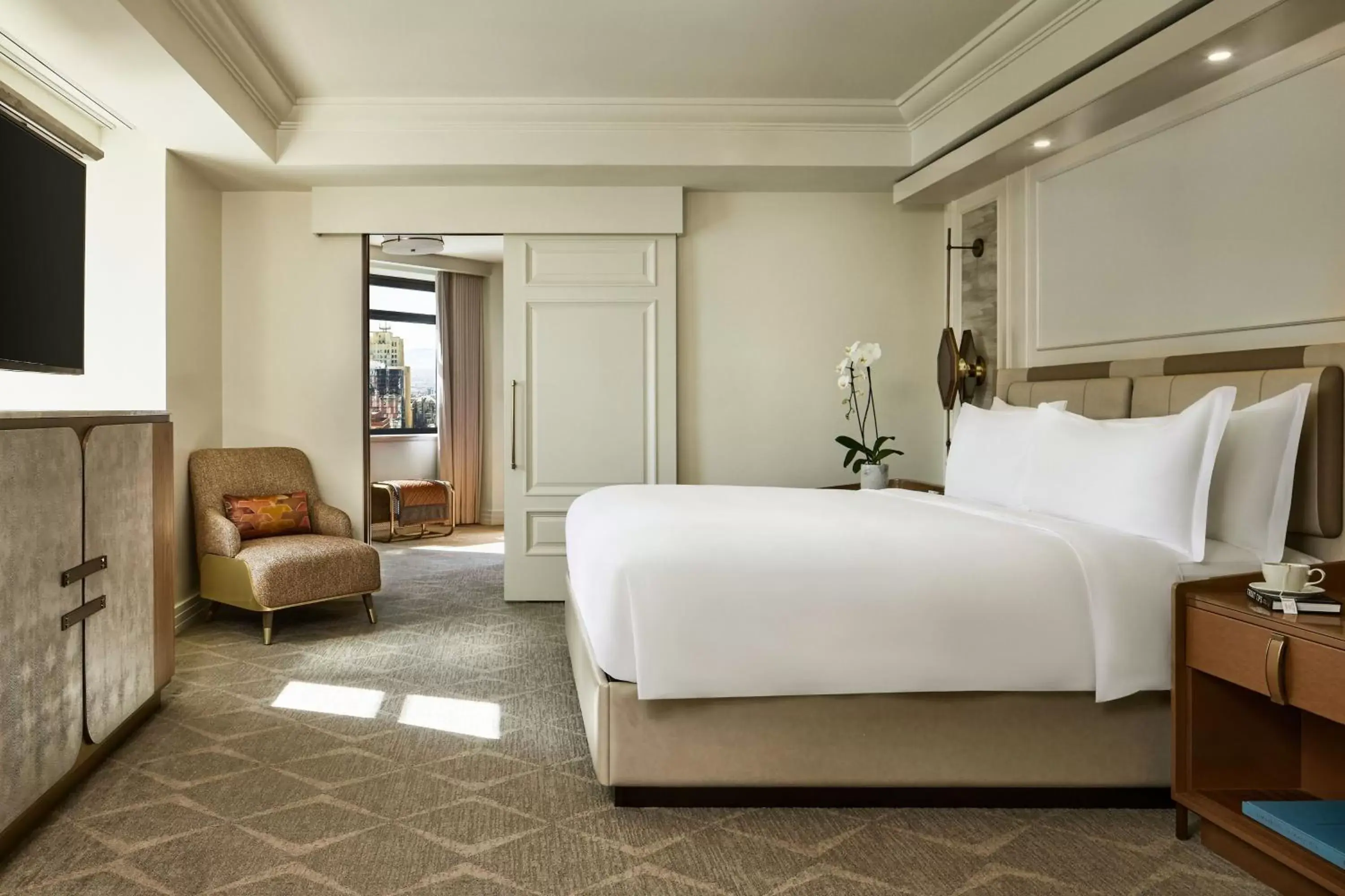 Bedroom in The Ritz-Carlton, Denver