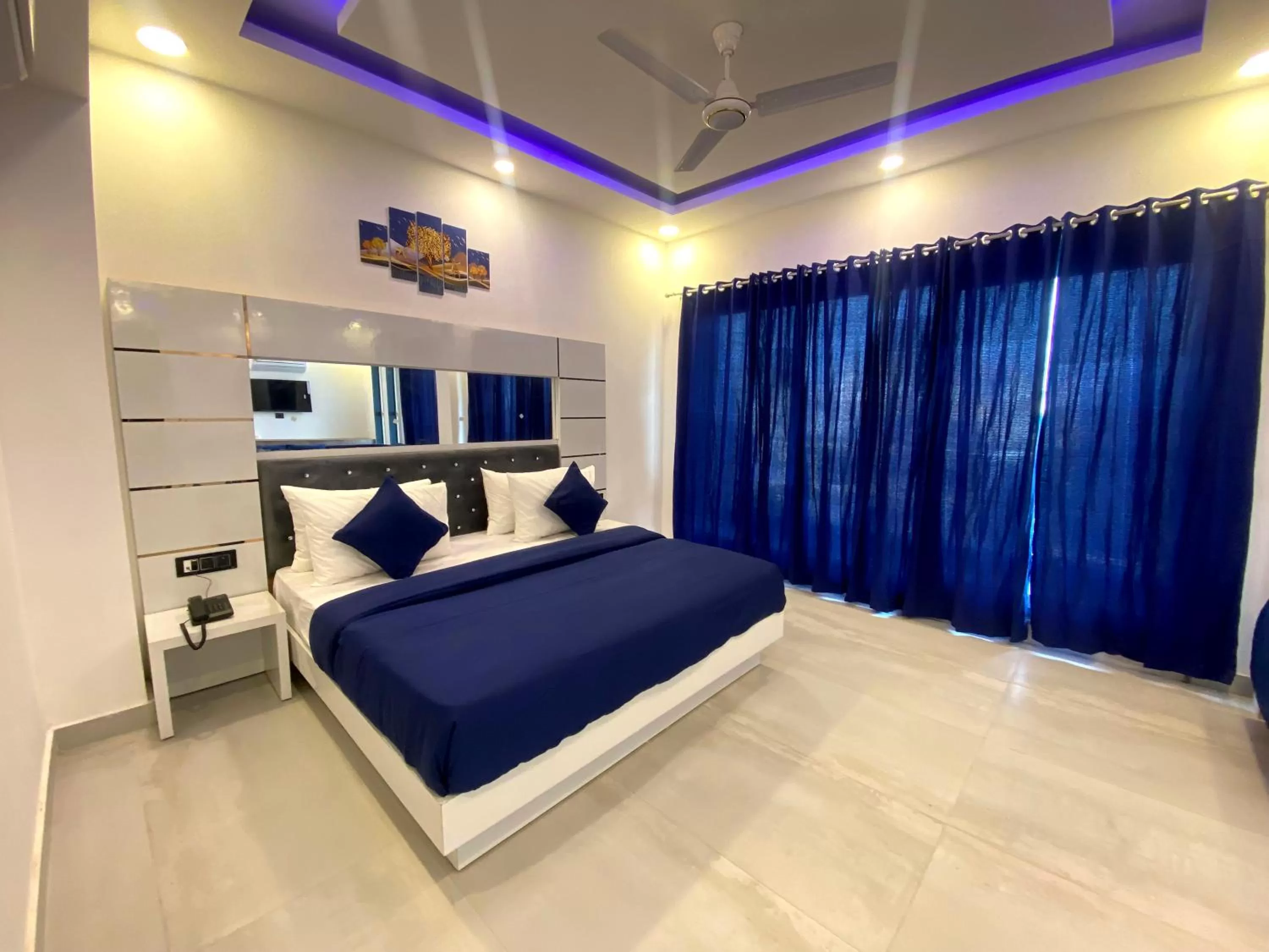 Bedroom, Bed in The Metro Stay By F9 Hotels-Near Sector 18 Metro Station Noida