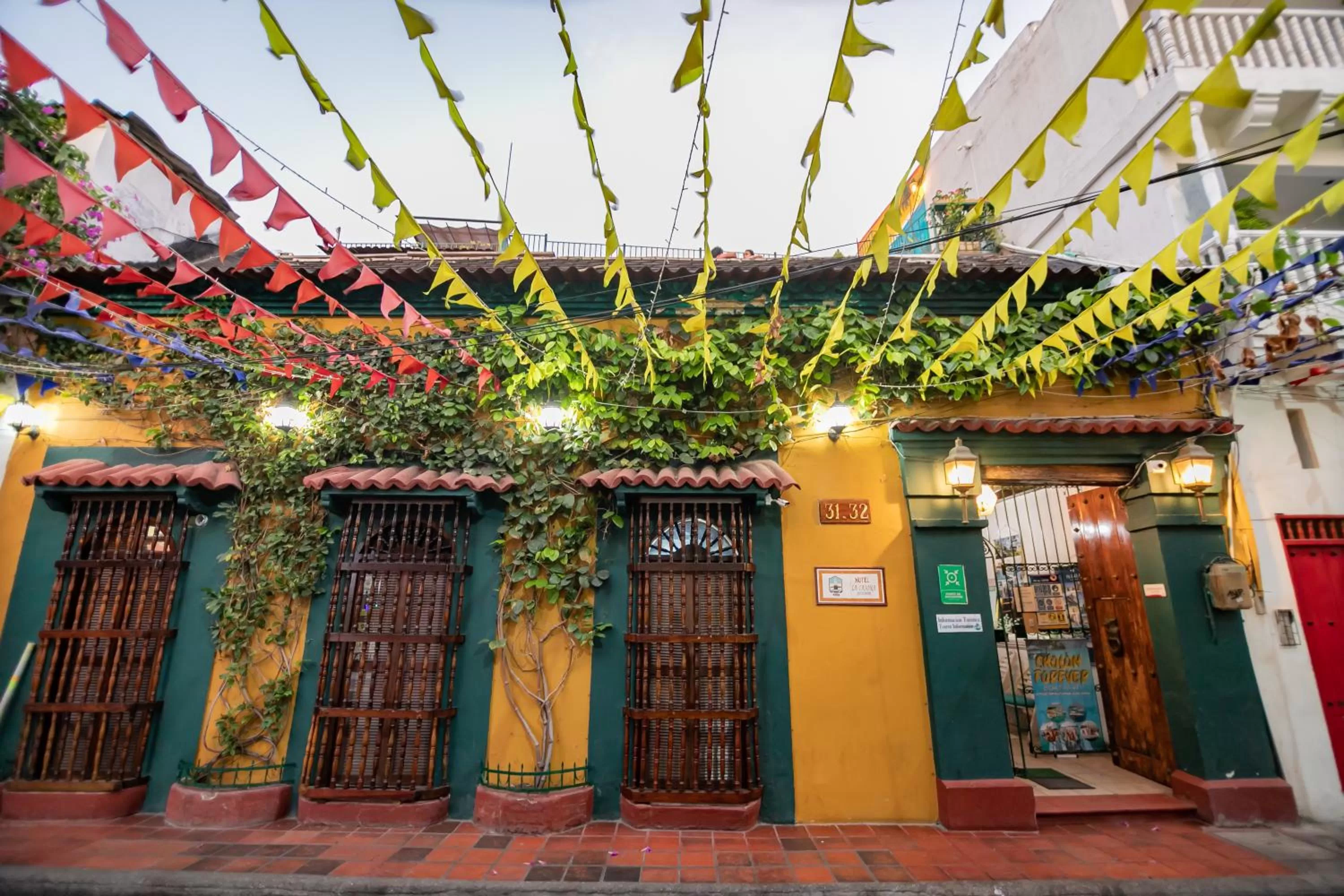 Facade/entrance in Hotel La Casona de Getsemani