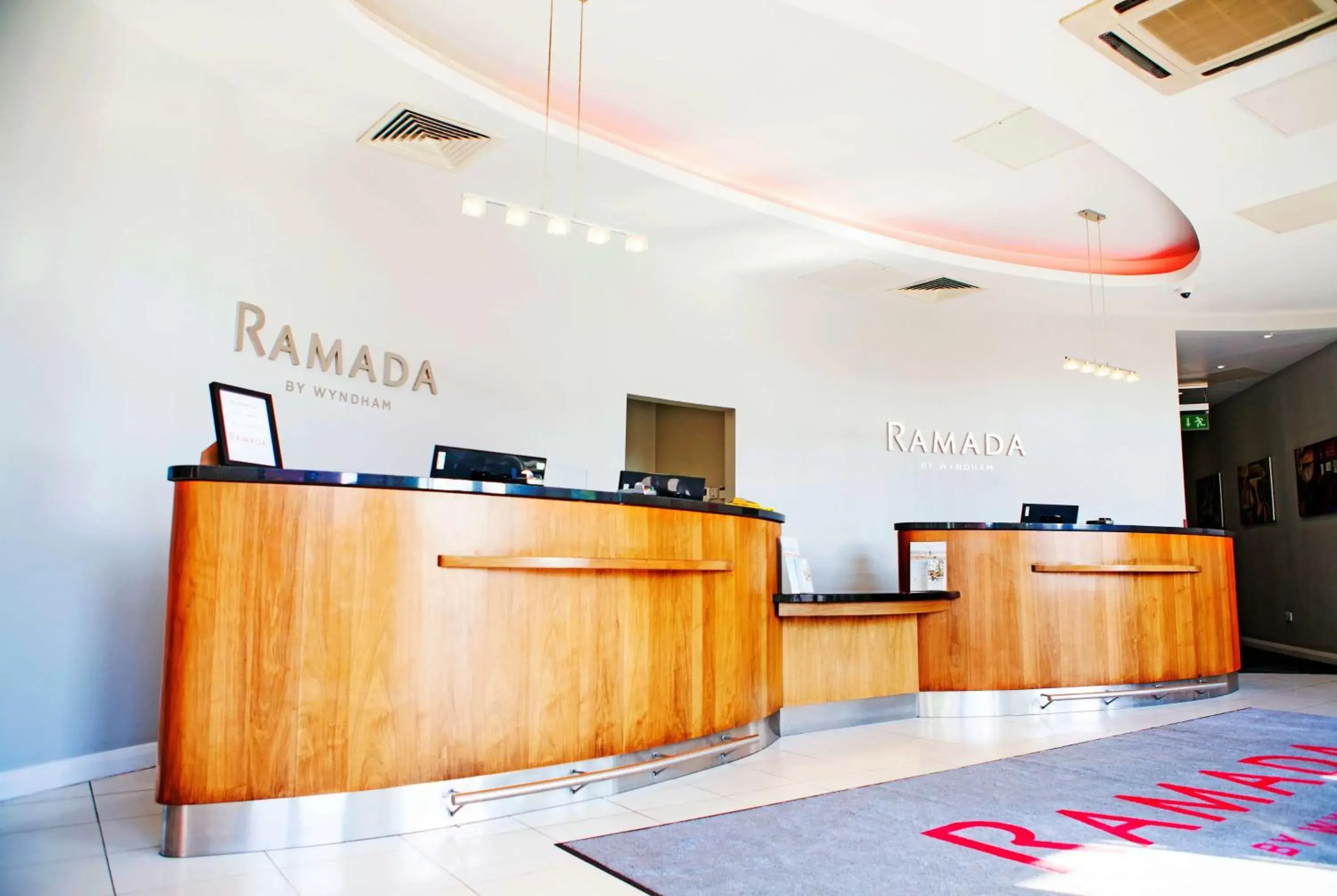 Lobby or reception, Lobby/Reception in Ramada by Wyndham Belfast