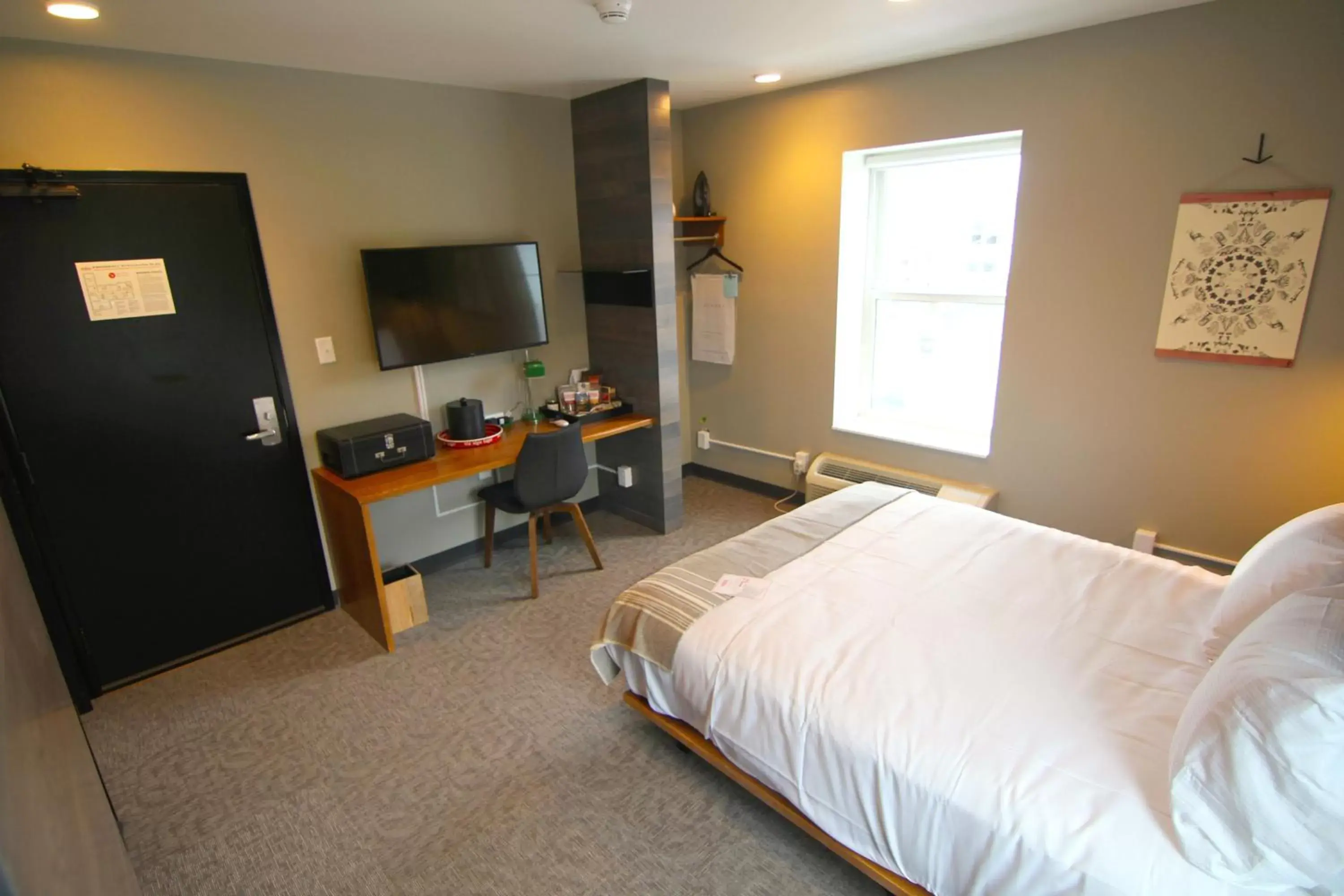 Bed in The Oxbow Hotel Bed in The Oxbow Hotel