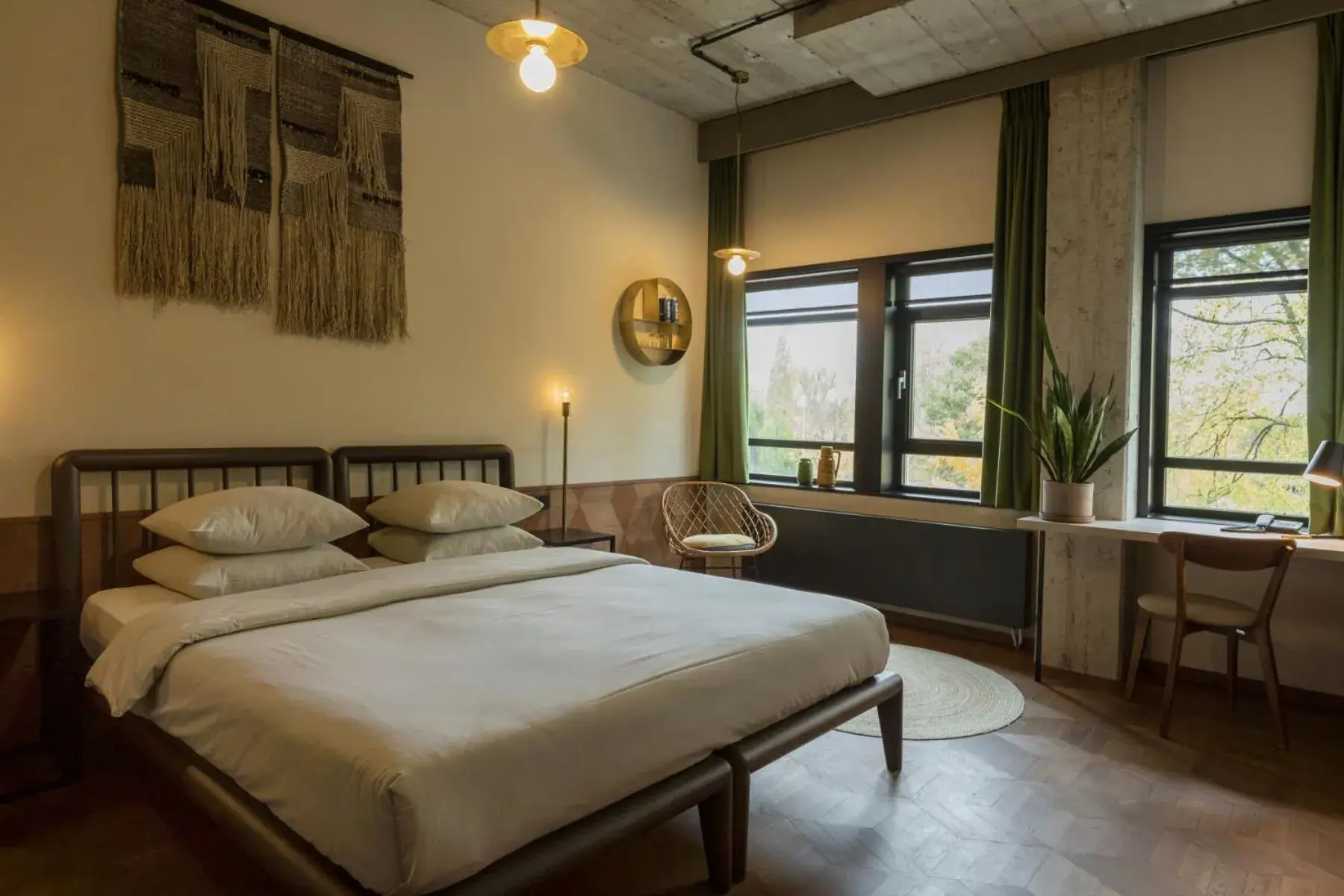 Bedroom, Bed in Hotel V Fizeaustraat