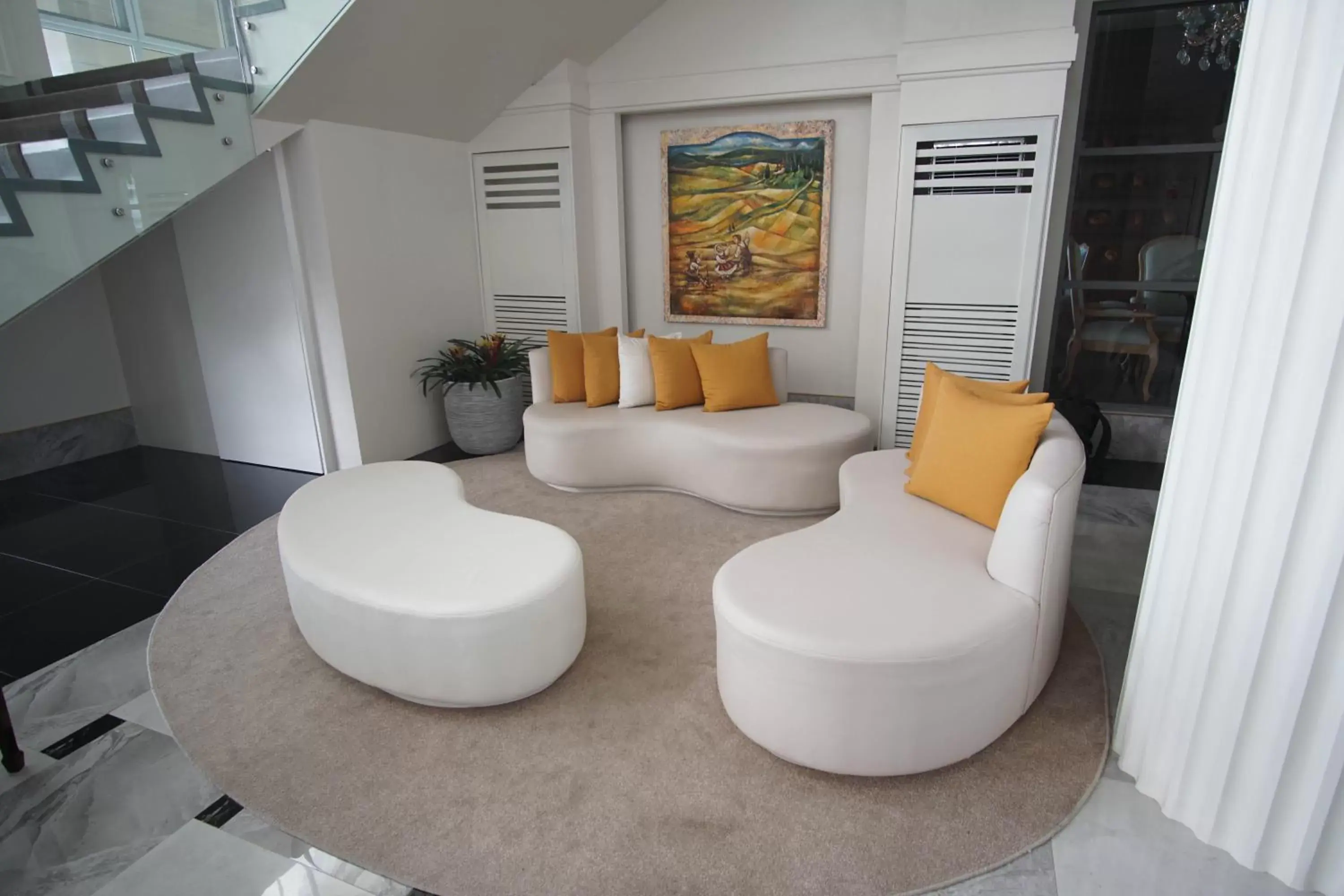 Living room, Seating Area in Hotel Carlito Tagaytay