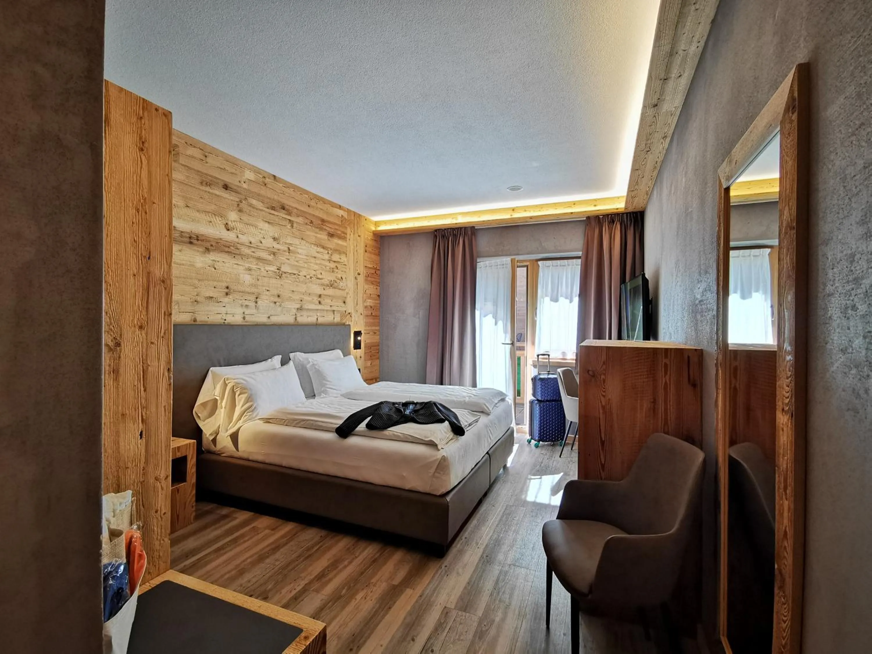 Bed in Francesin Active Hotel