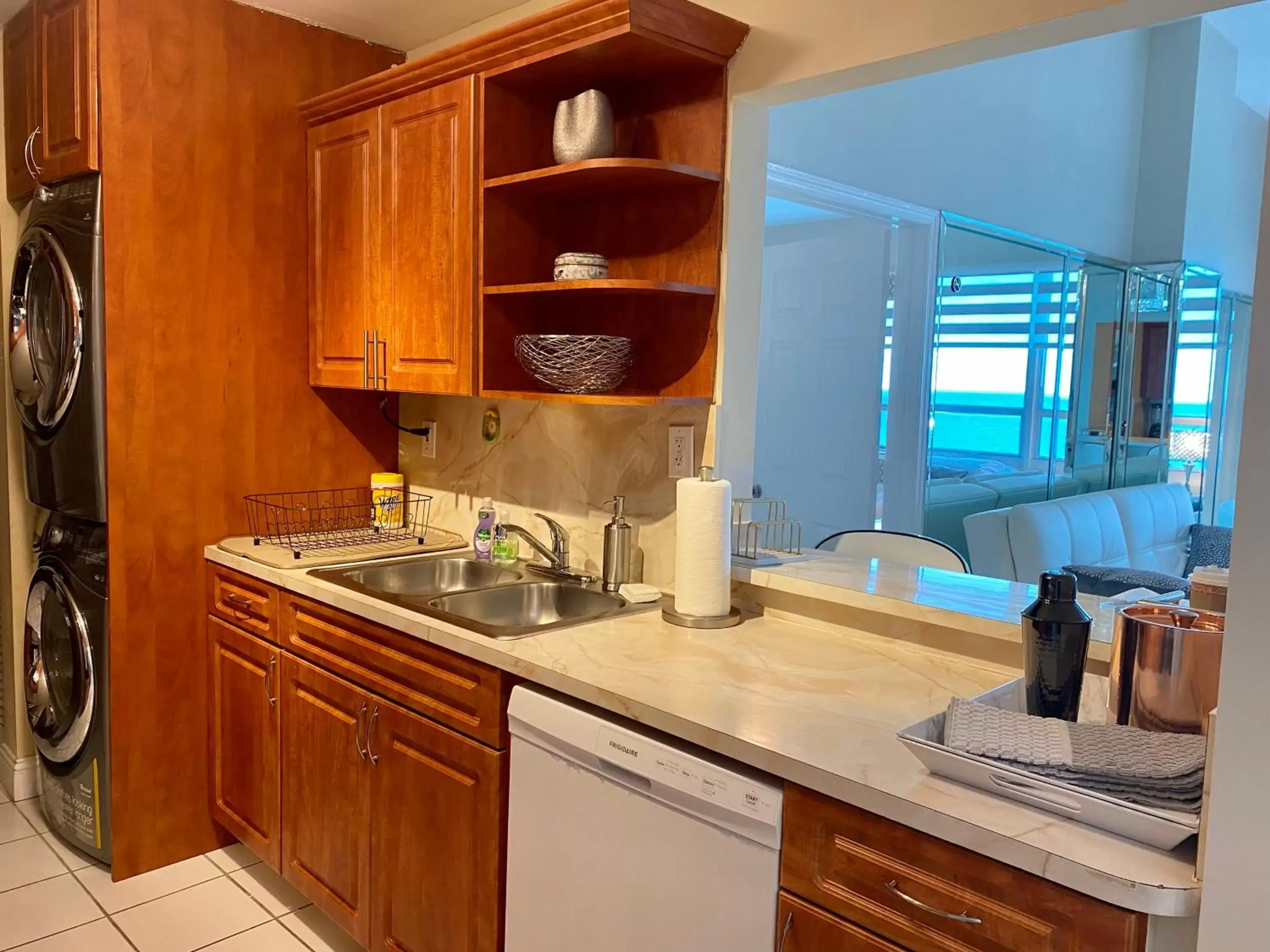 Kitchen/Kitchenette in Castle Beach Resort Condo Penthouse or 1BR Direct Ocean View -just remodeled-