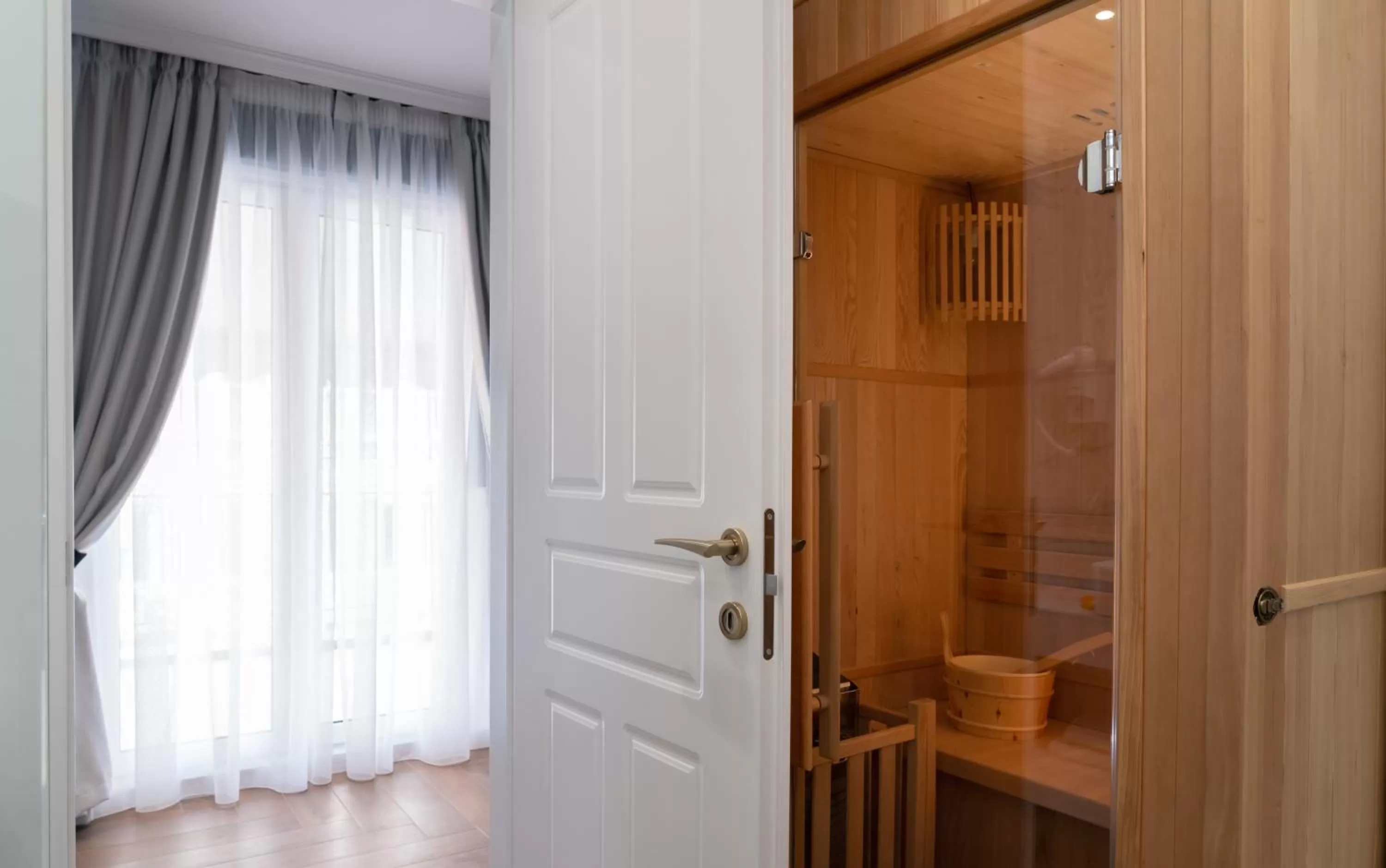 Shower in Evripidou Suites