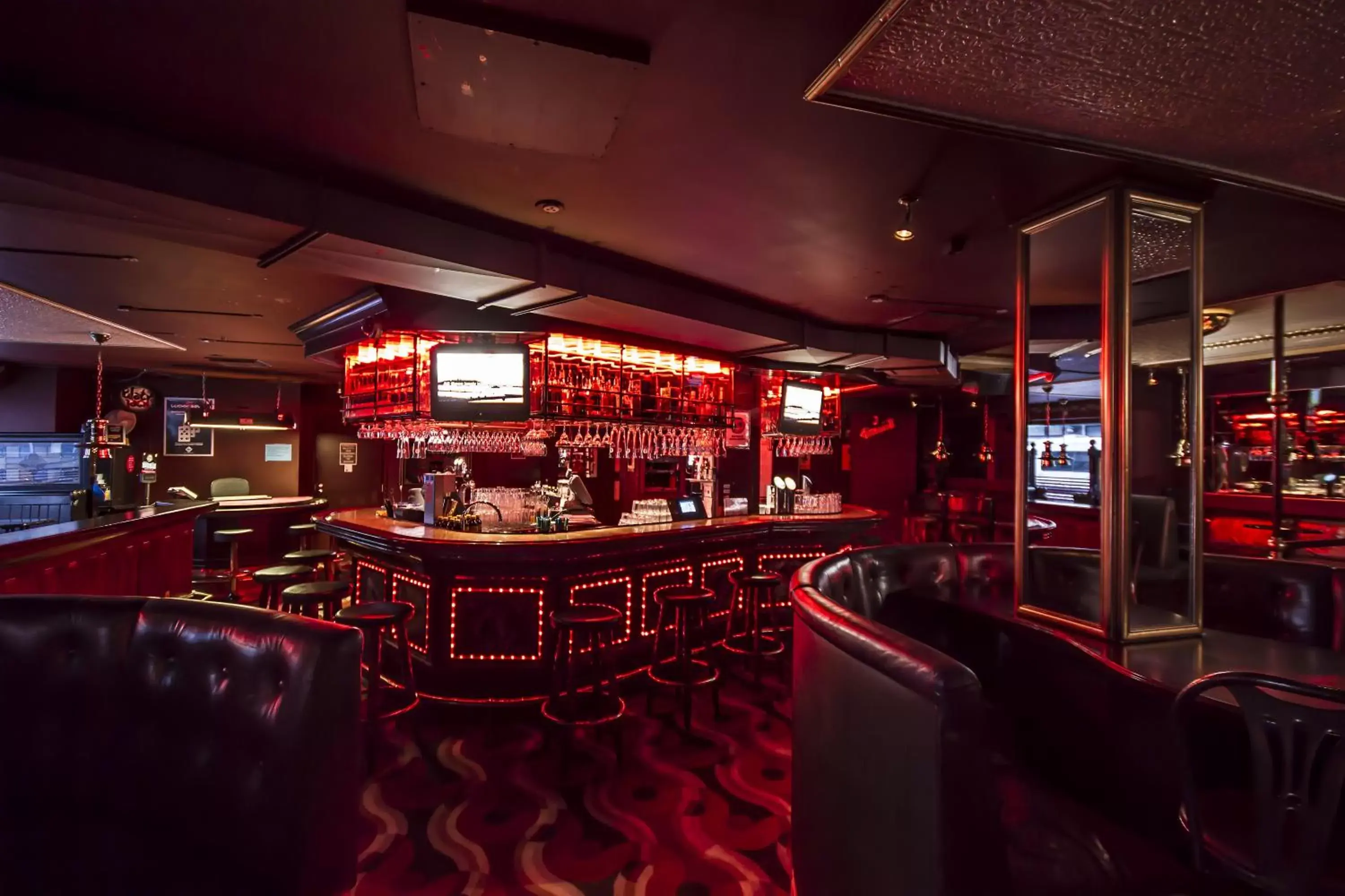 Nightclub / DJ, Lounge/Bar in Best Western Hotel Apollo