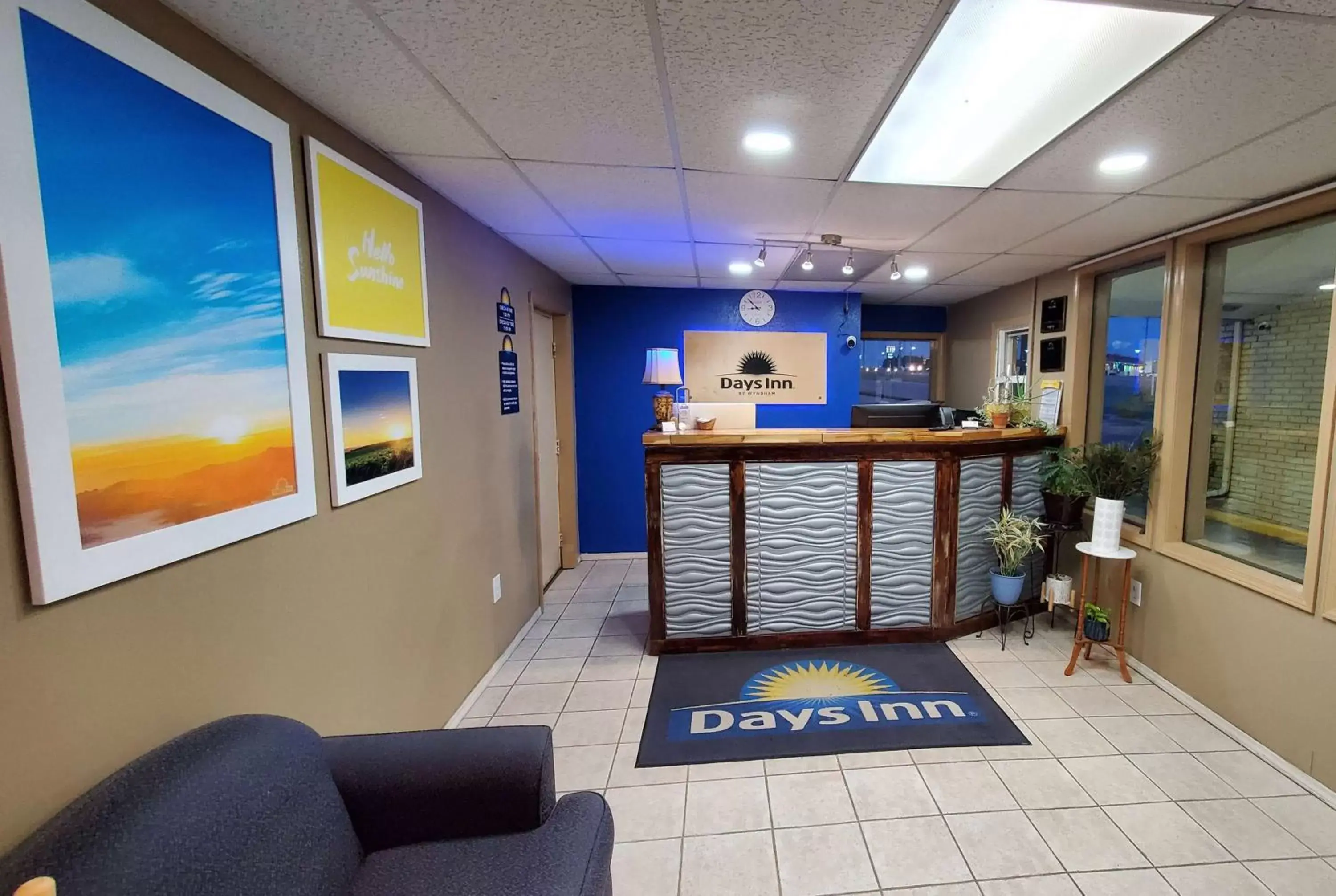 Lobby or reception in Days Inn by Wyndham Monett Lobby or reception in Days Inn by Wyndham Monett