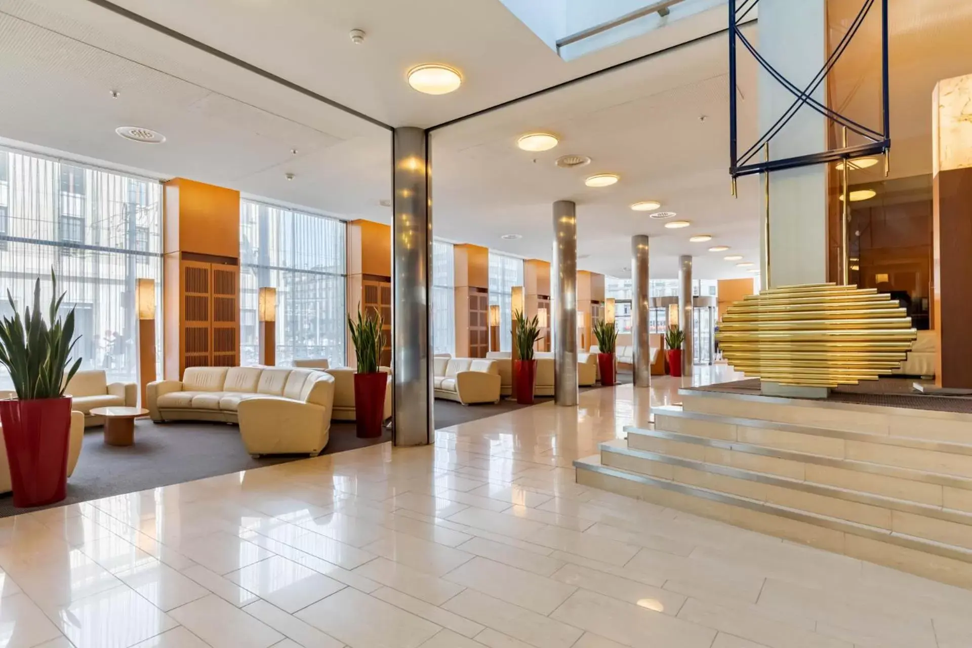 Lobby or reception in Hotel Cornavin Lobby or reception in Hotel Cornavin