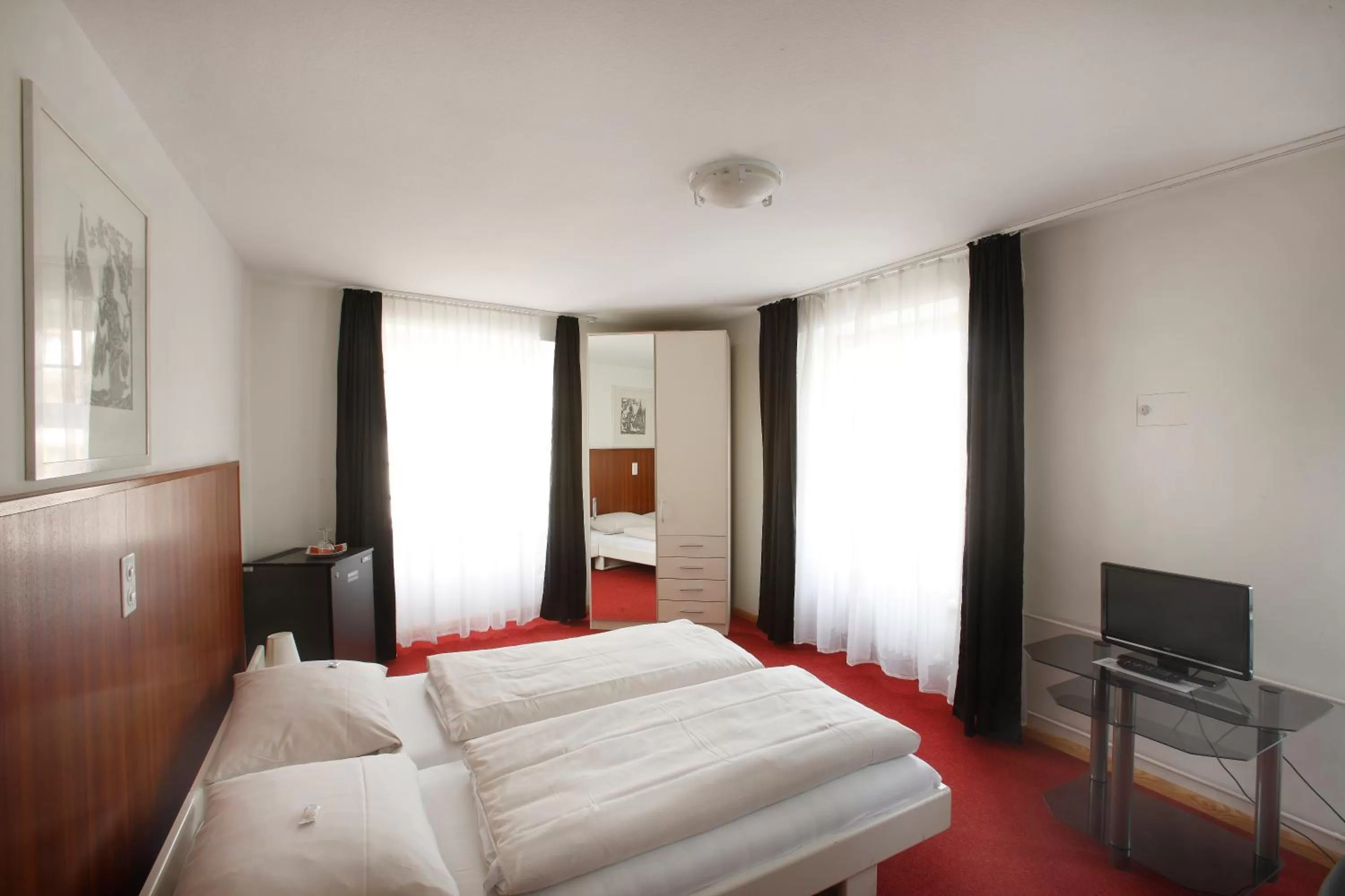 Bed in Spalenbrunnen Hotel & Restaurant Basel City Center