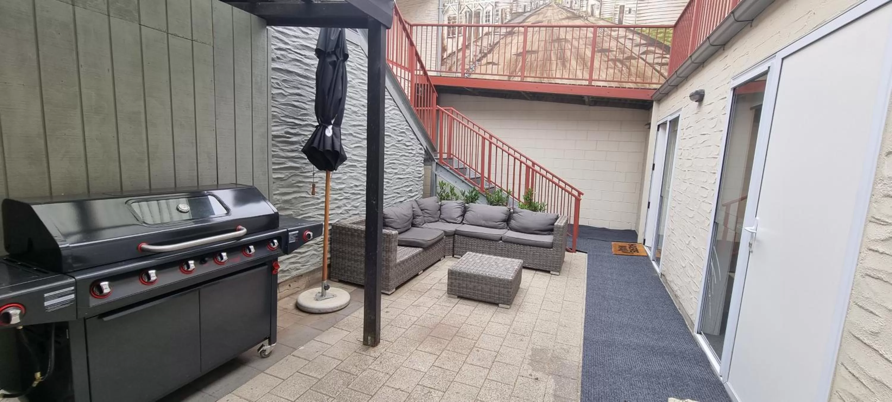 Patio in New Orleans Hotel