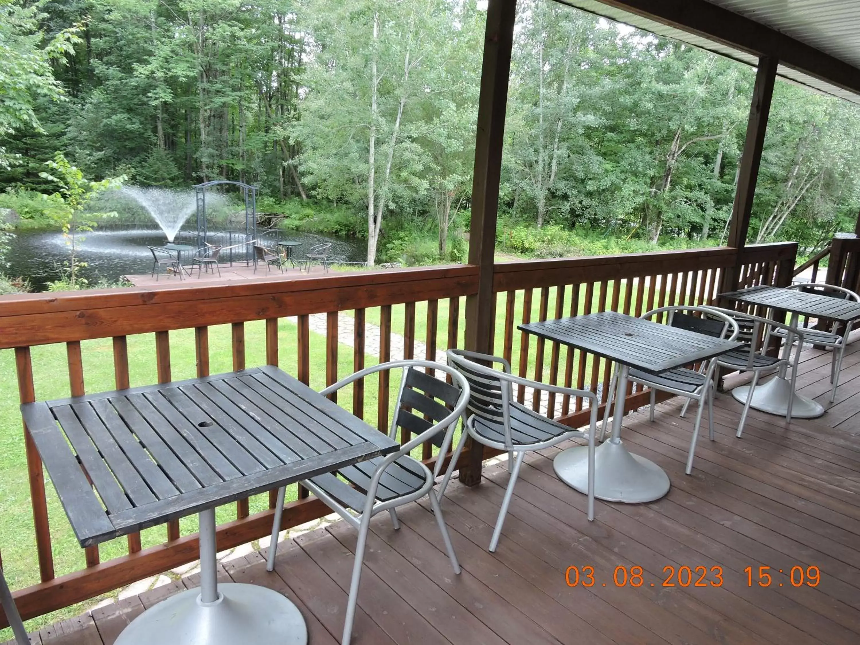 Balcony/Terrace in Gite Passion et Tendresse B&B