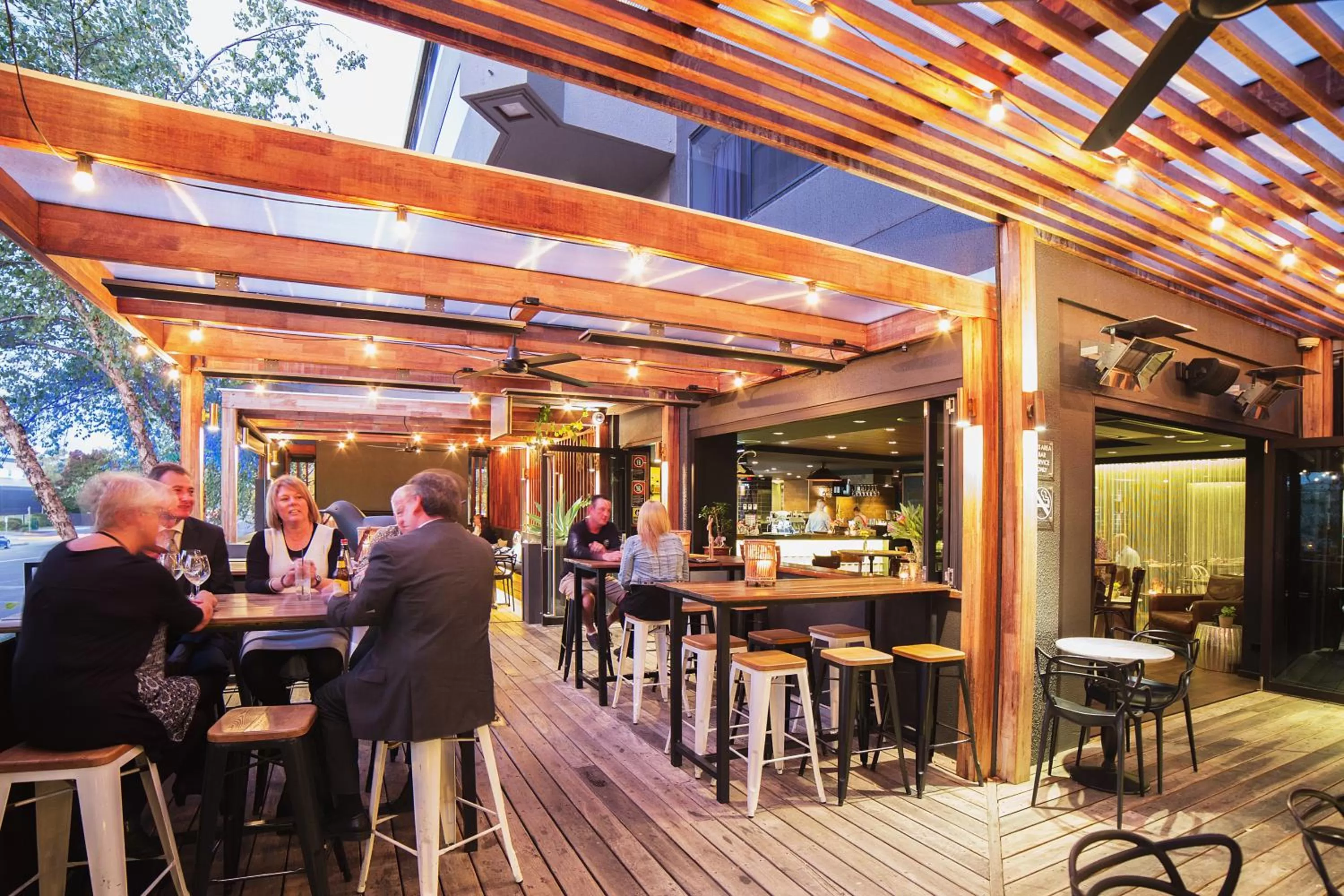 Lounge or bar in Townhouse Hotel