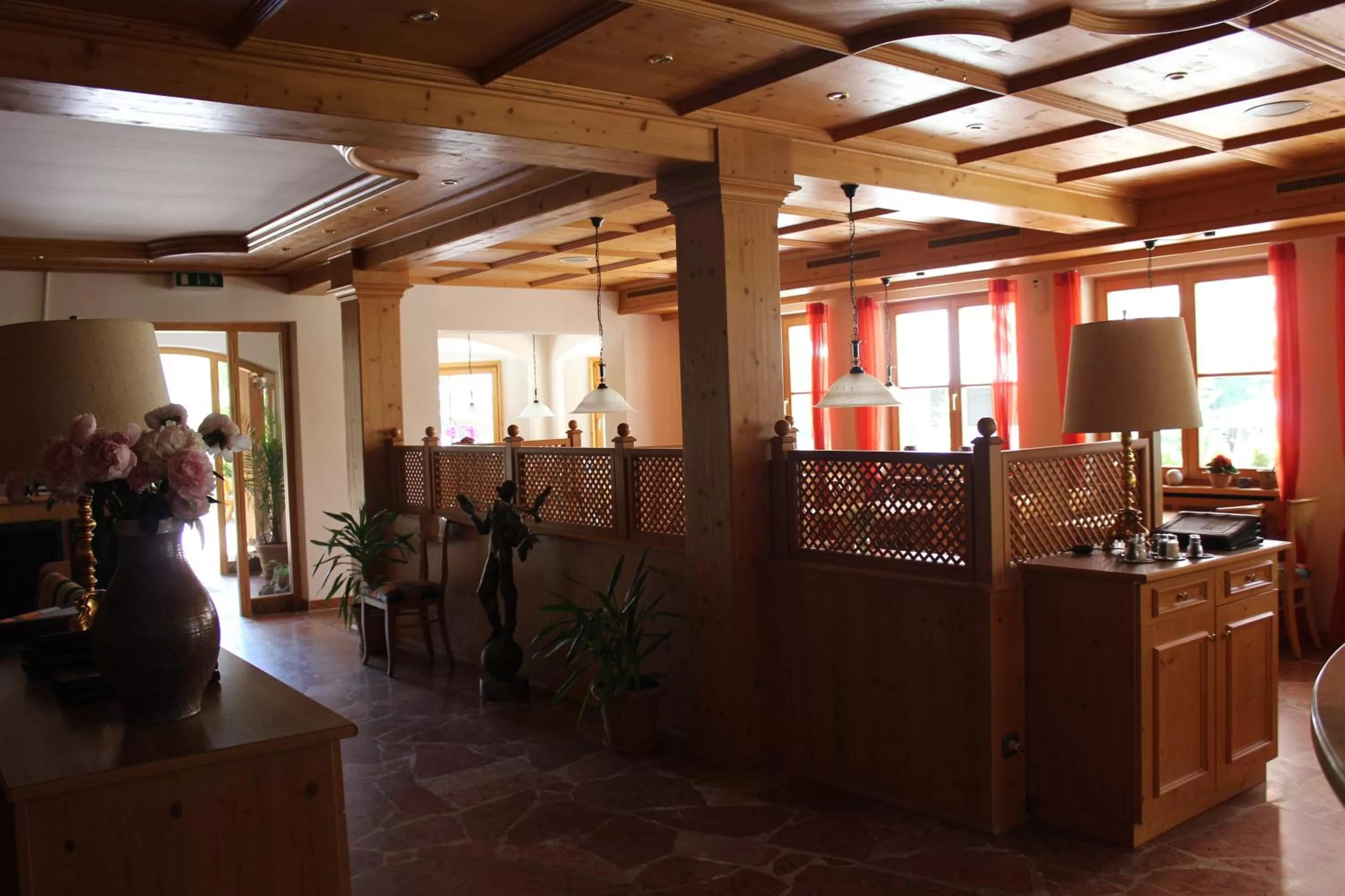 Restaurant/places to eat in Alpenhotel Widderstein